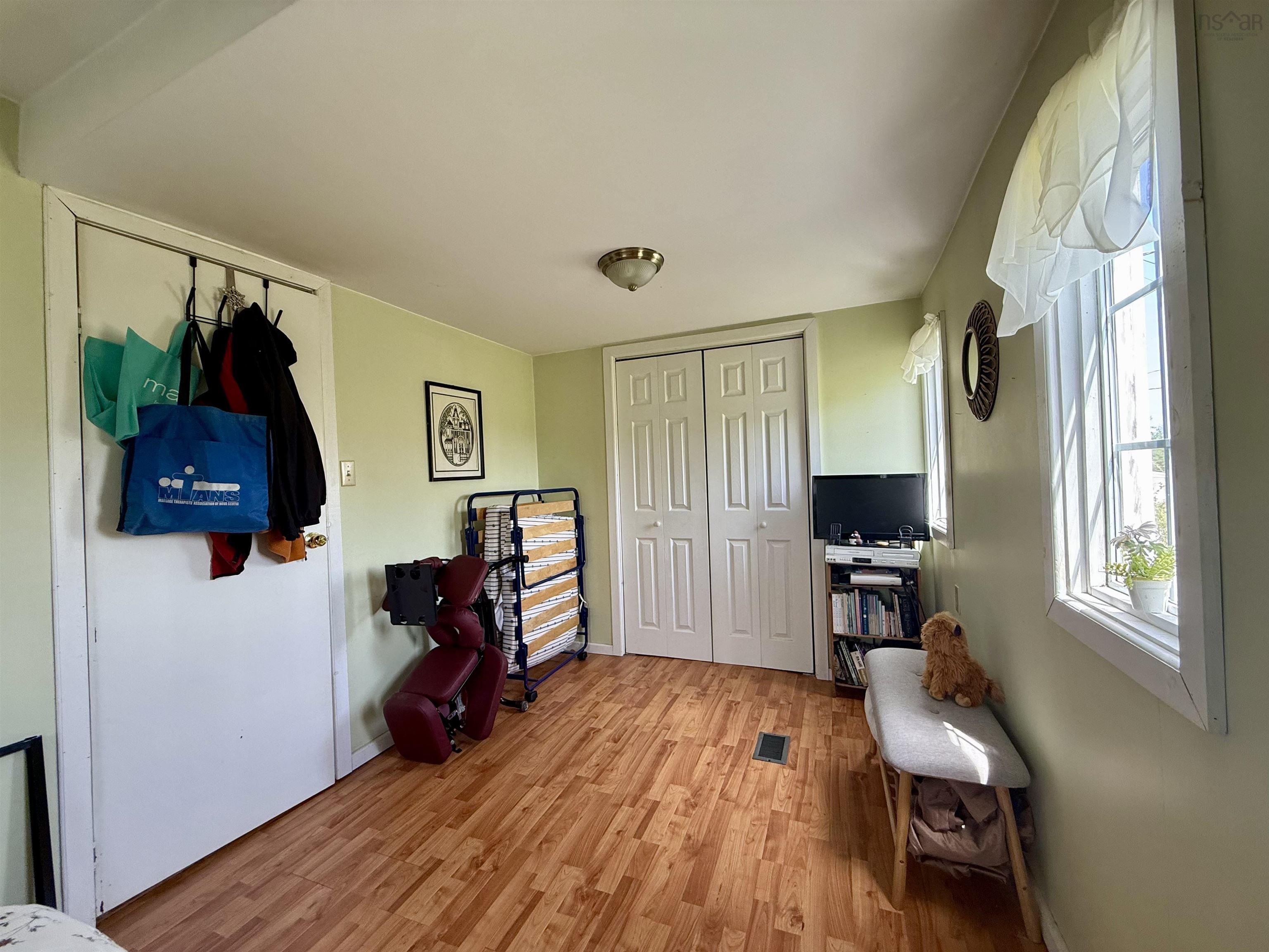 View image 12