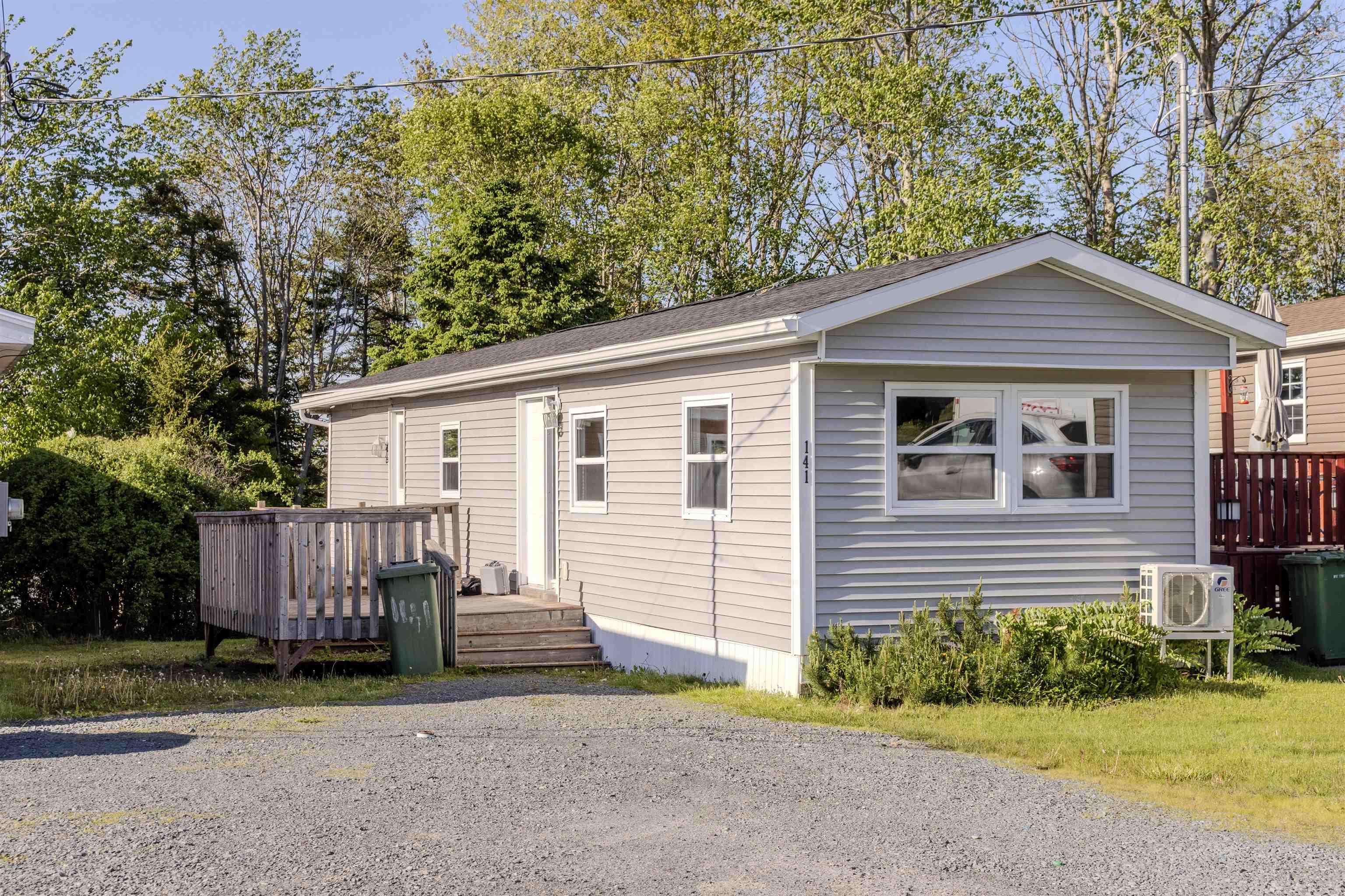 Thumbnail image for 141 Hilltop Drive MLS<sup>®</sup> 202613573