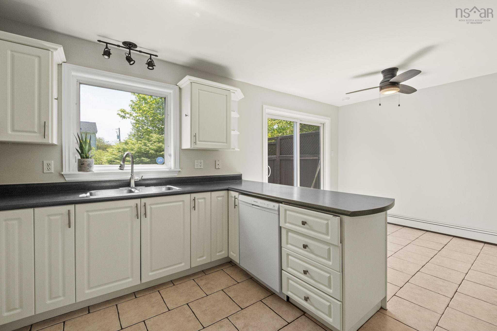 View image 10