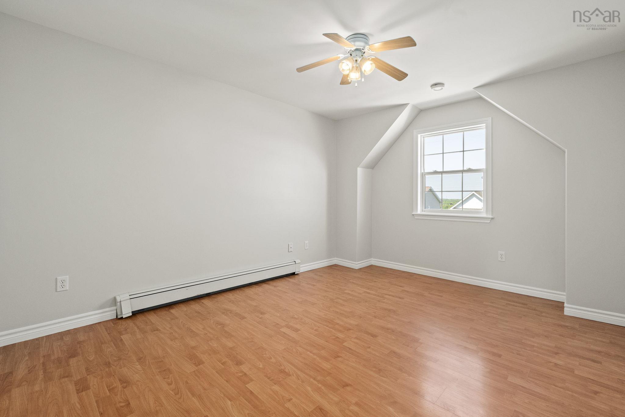 View image 16