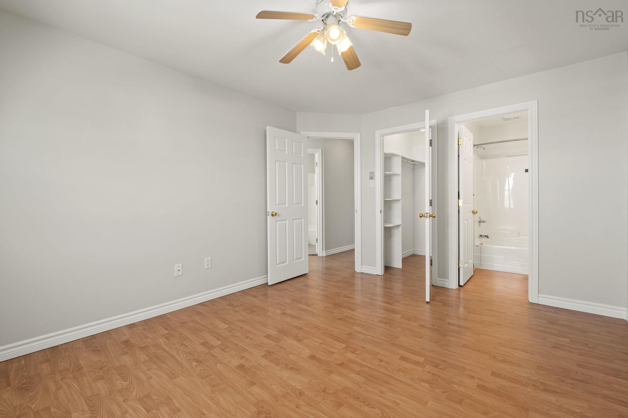 View image 18