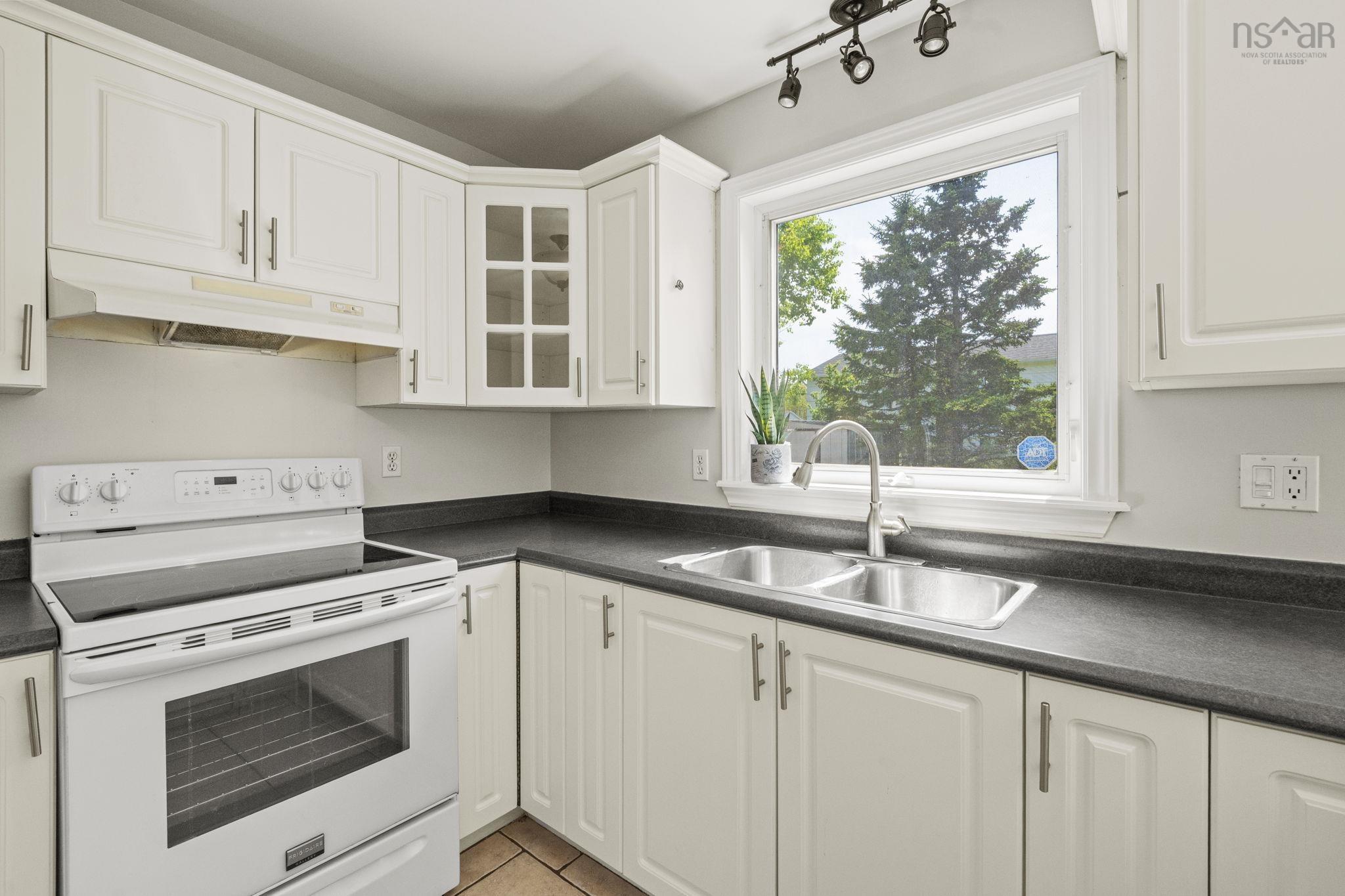 View image 9