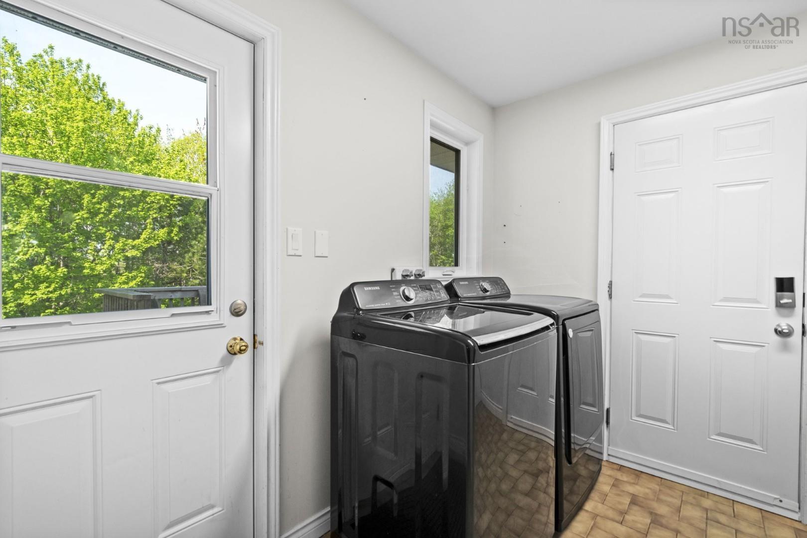 View image 17