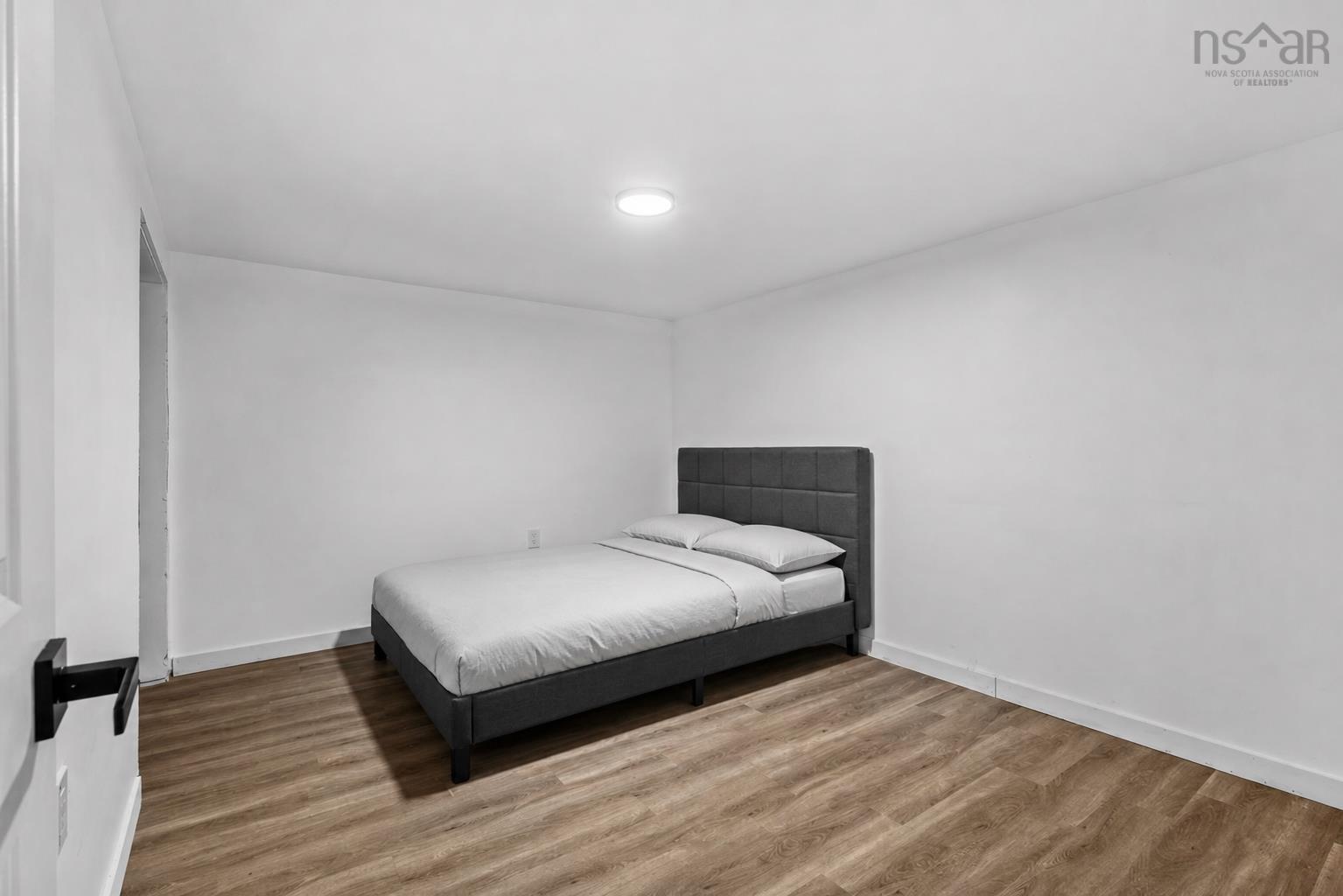 View image 6