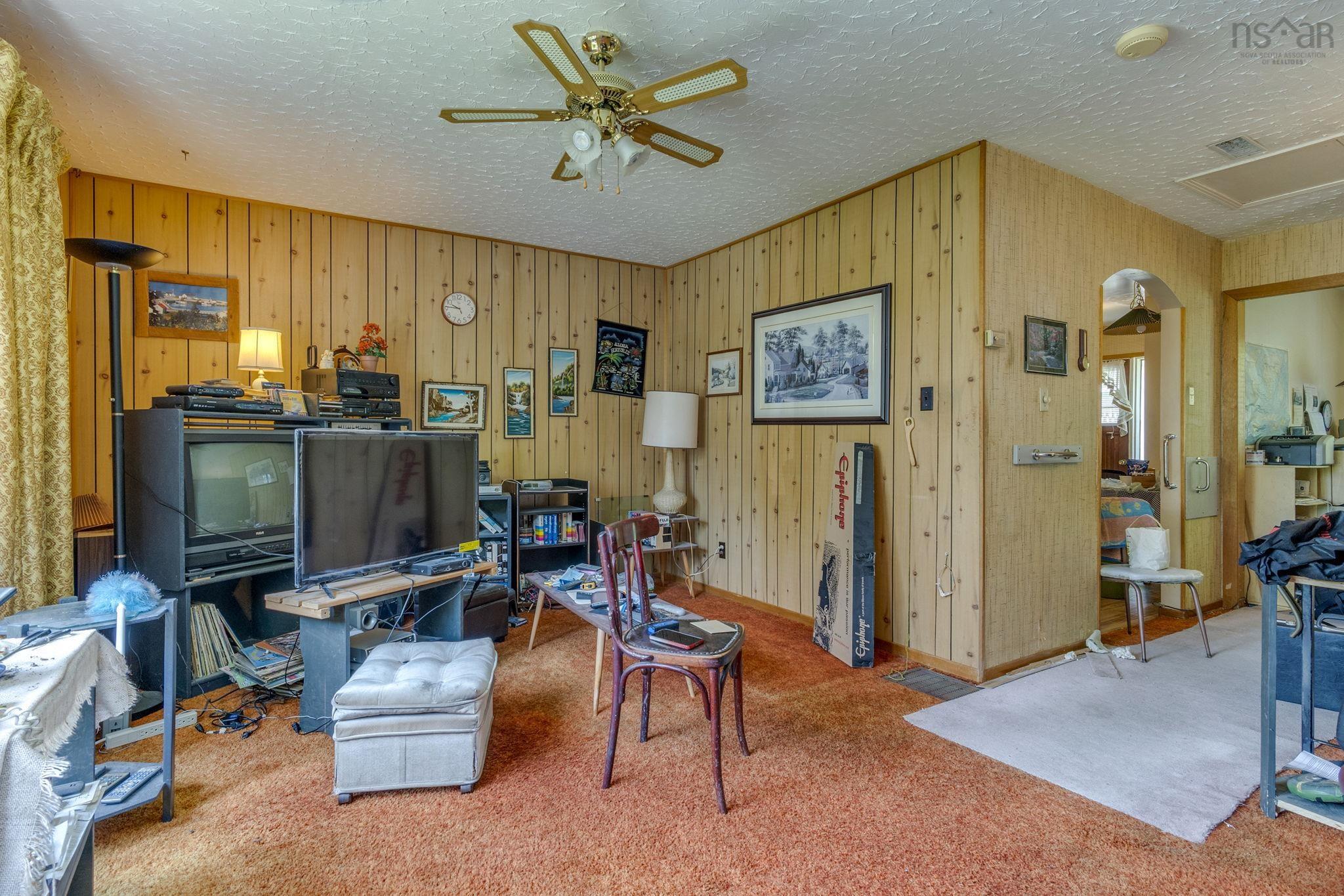 View image 18