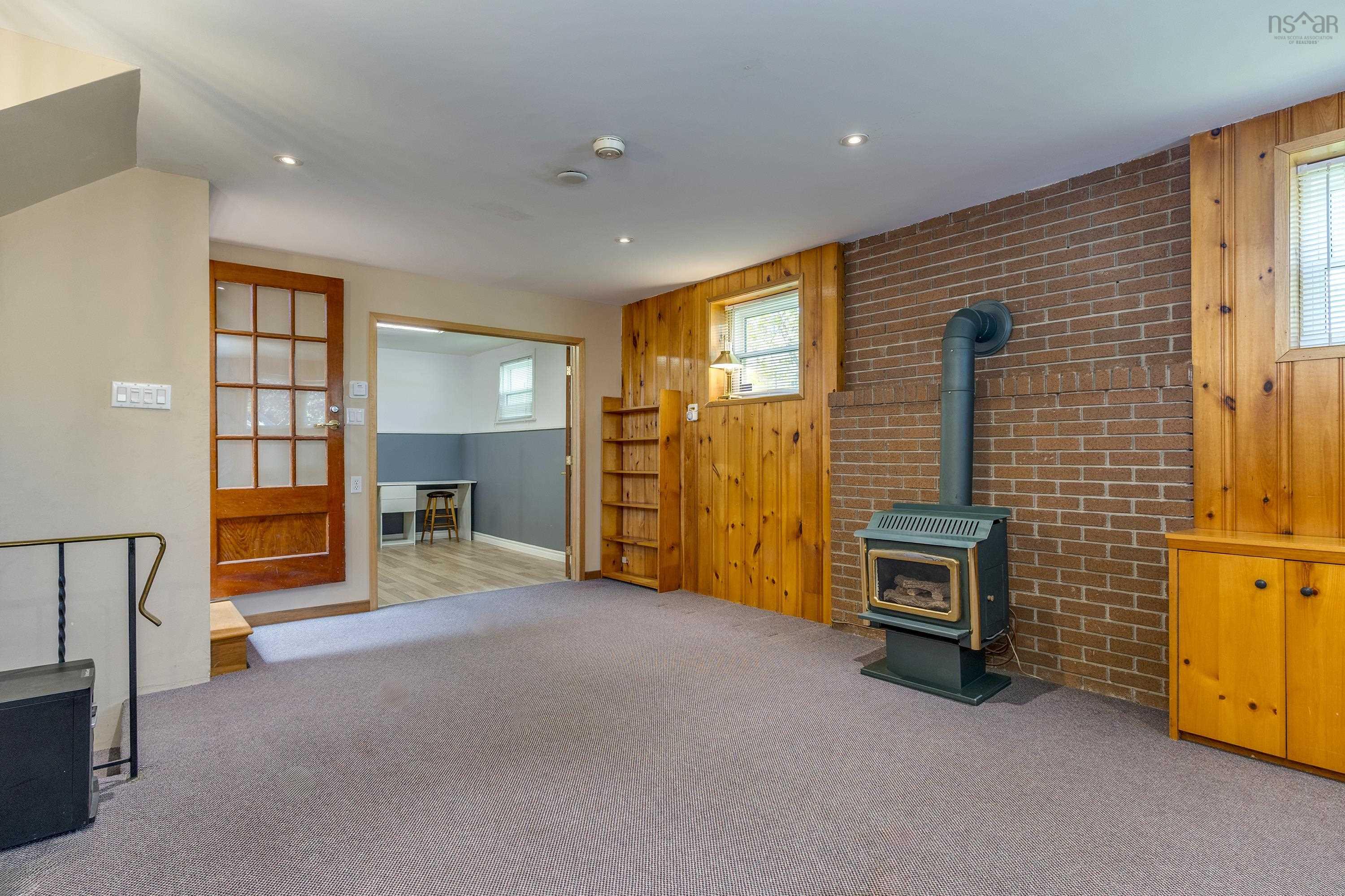 View image 21