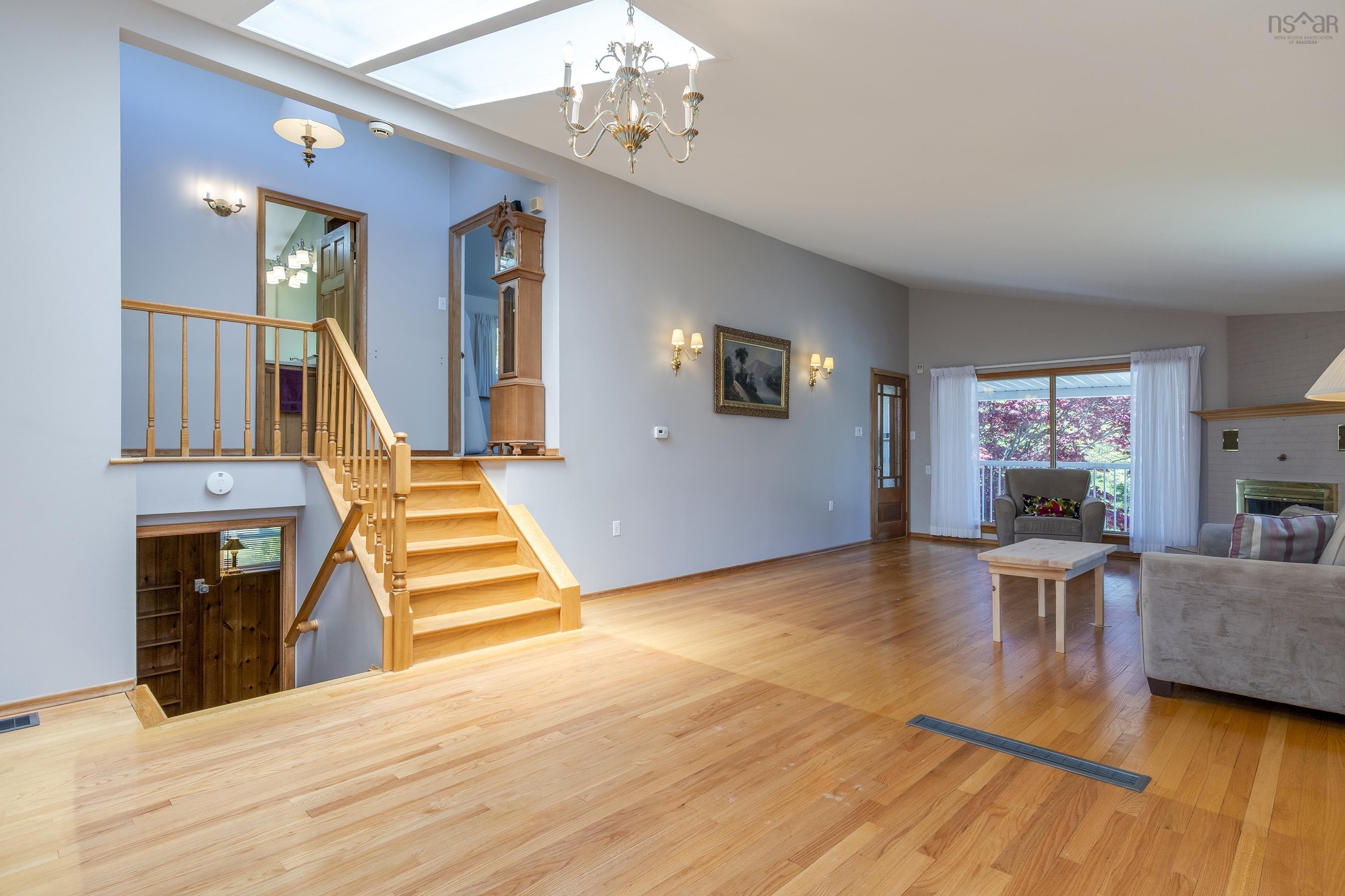 View image 8