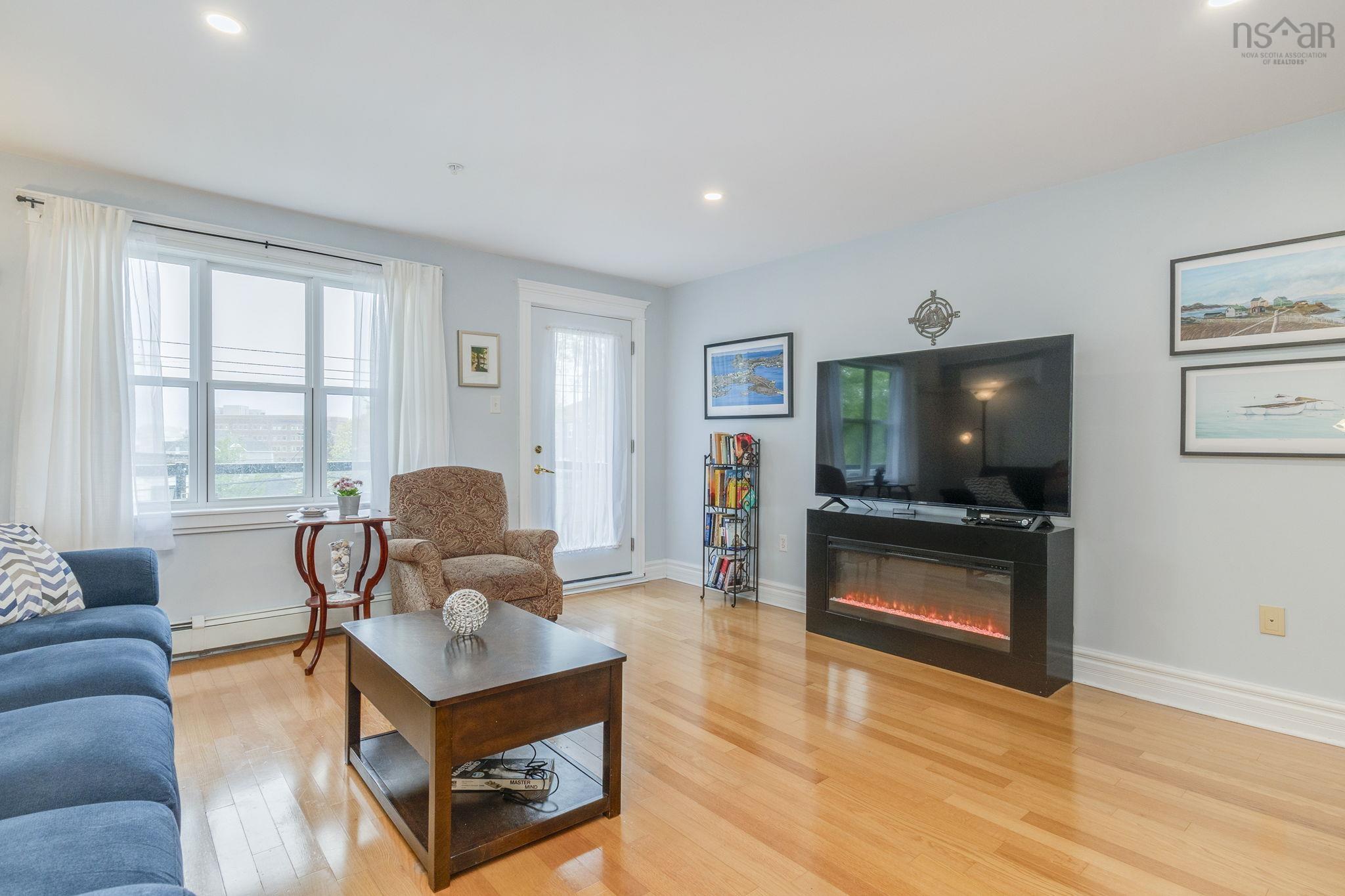 View image 15