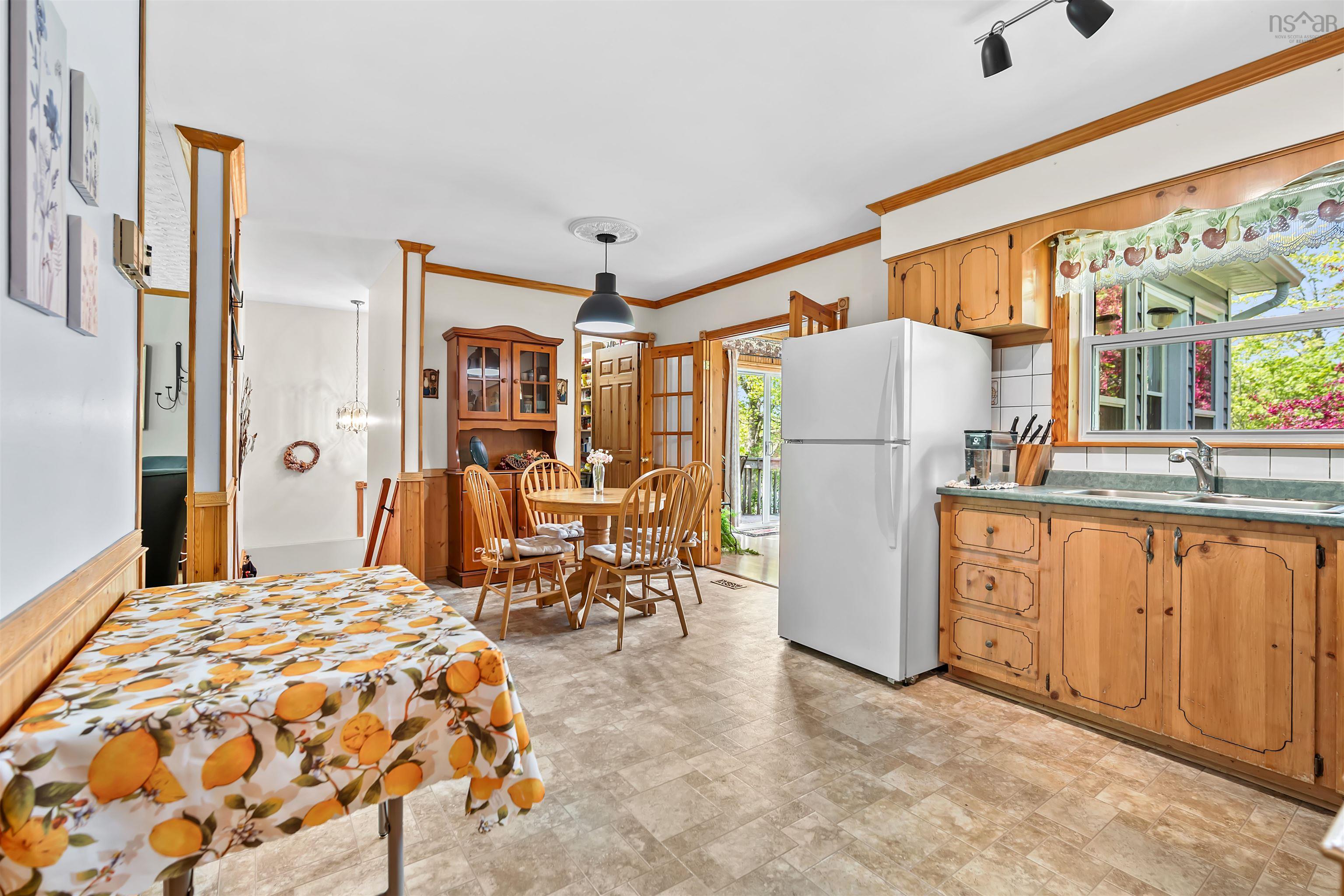 View image 16