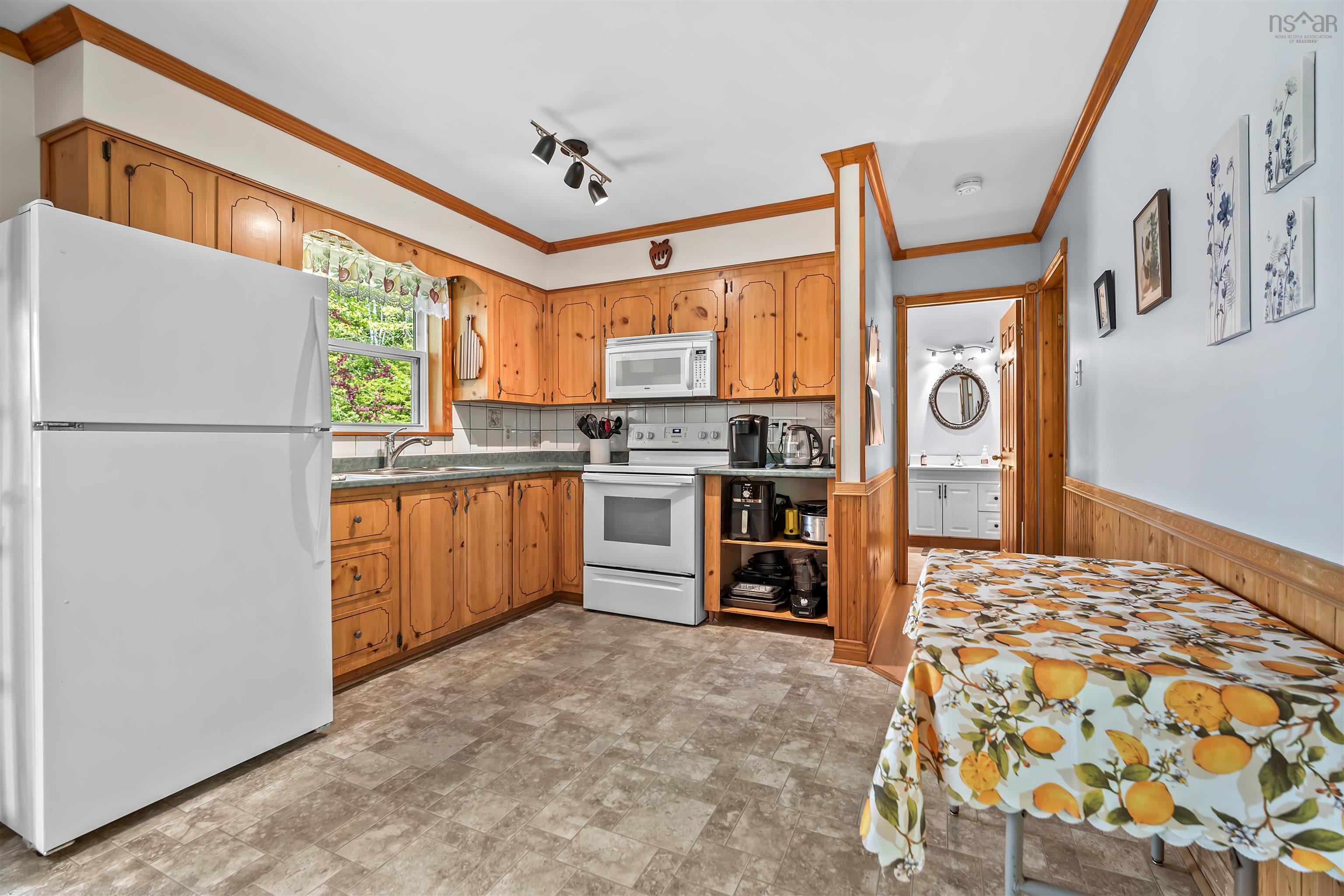 View image 18