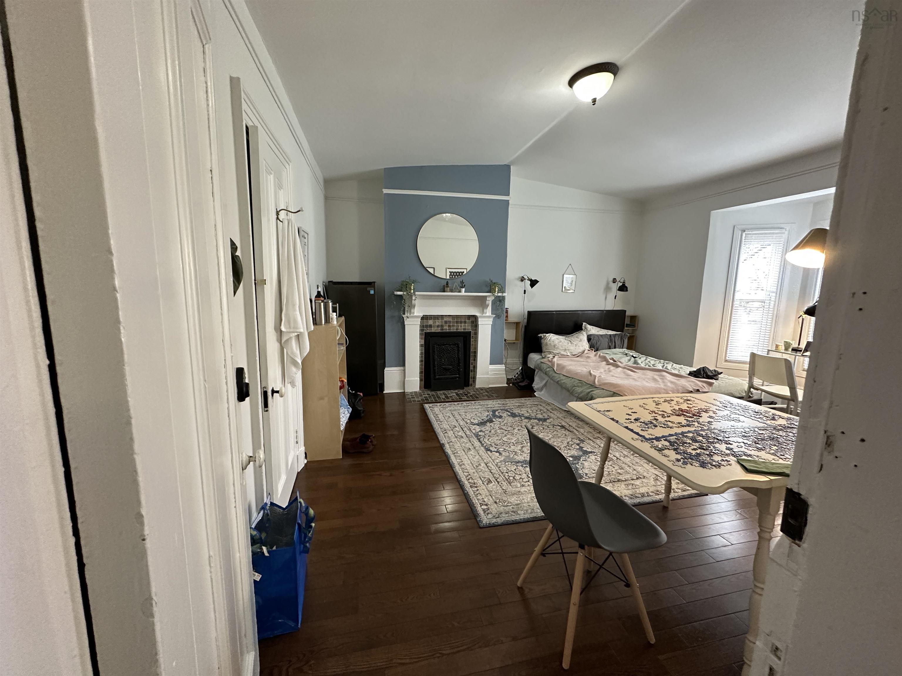 View image 12