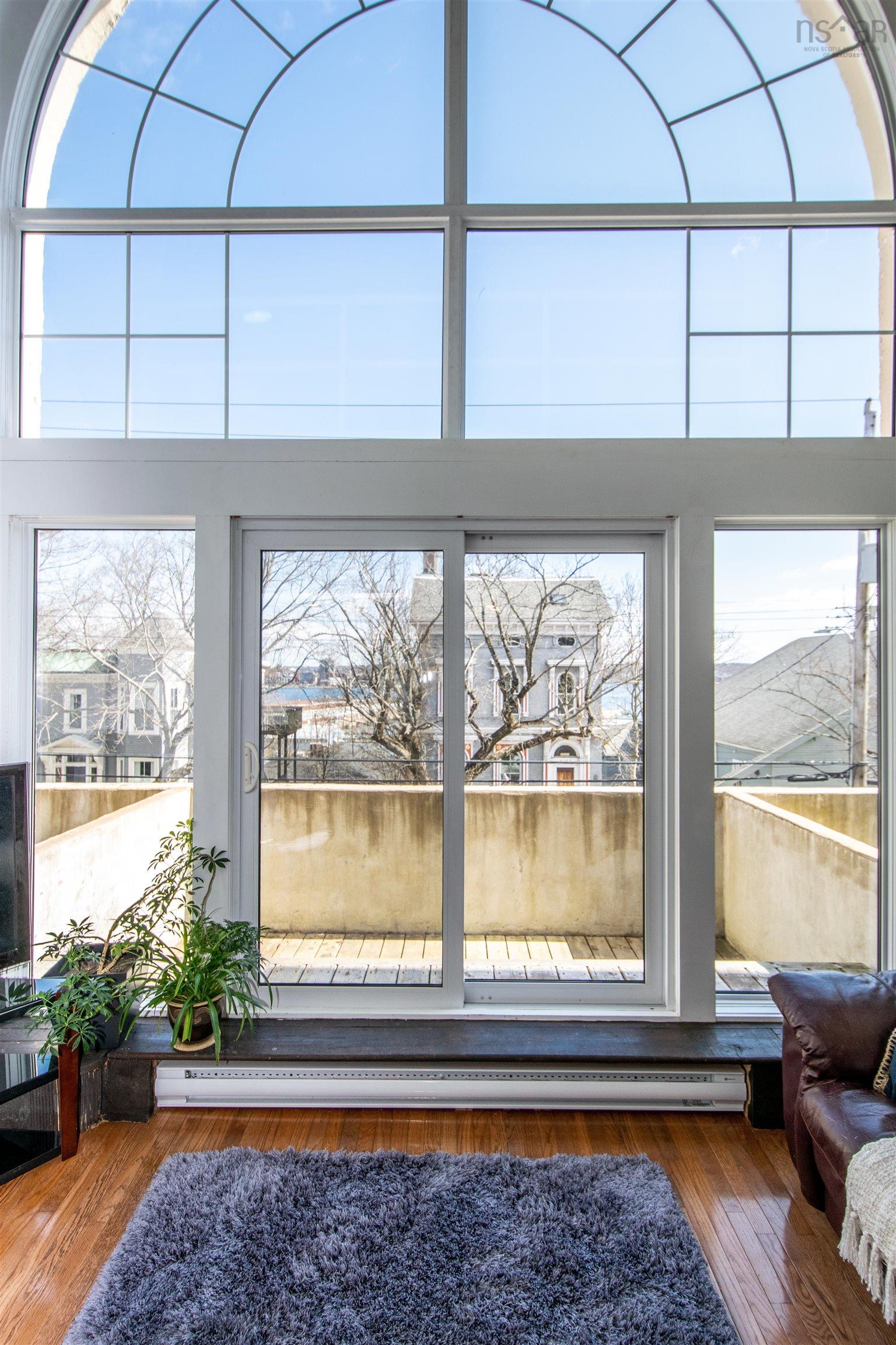 View image 12