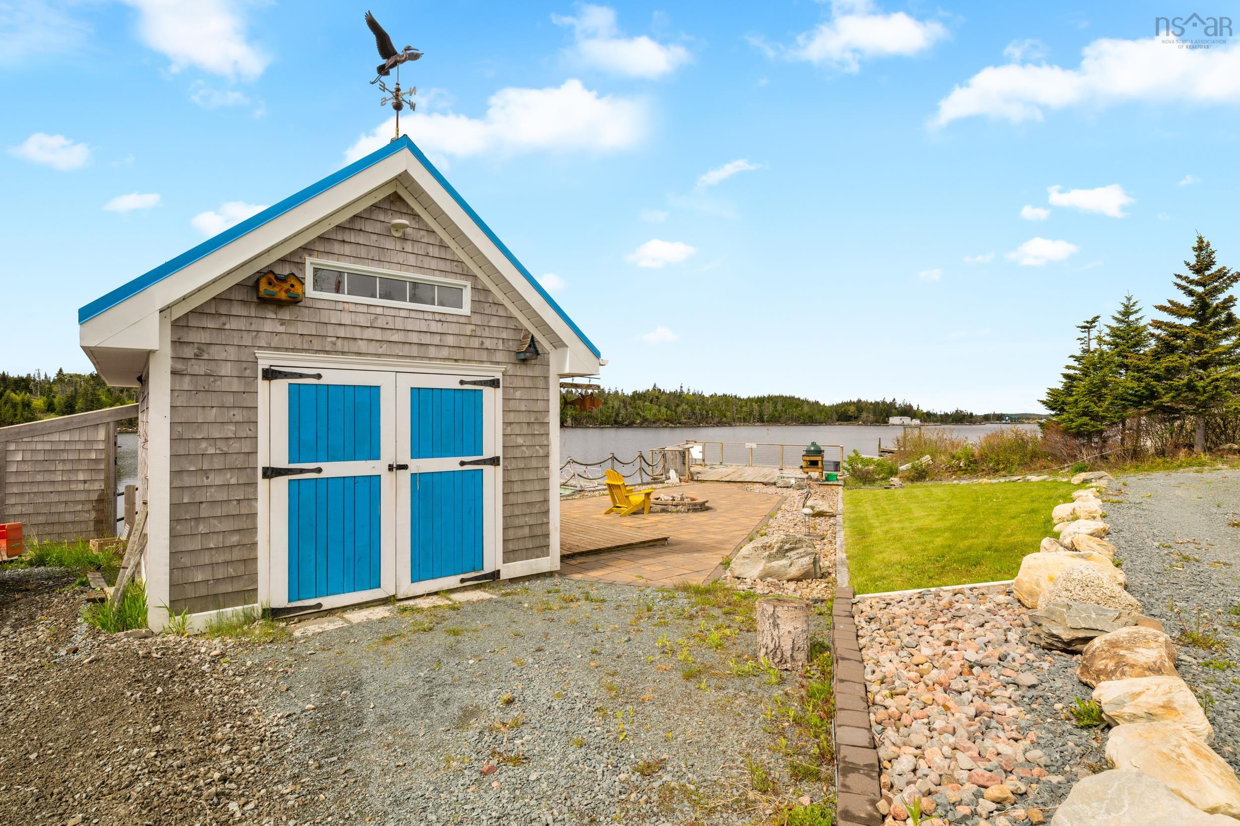 View image 40