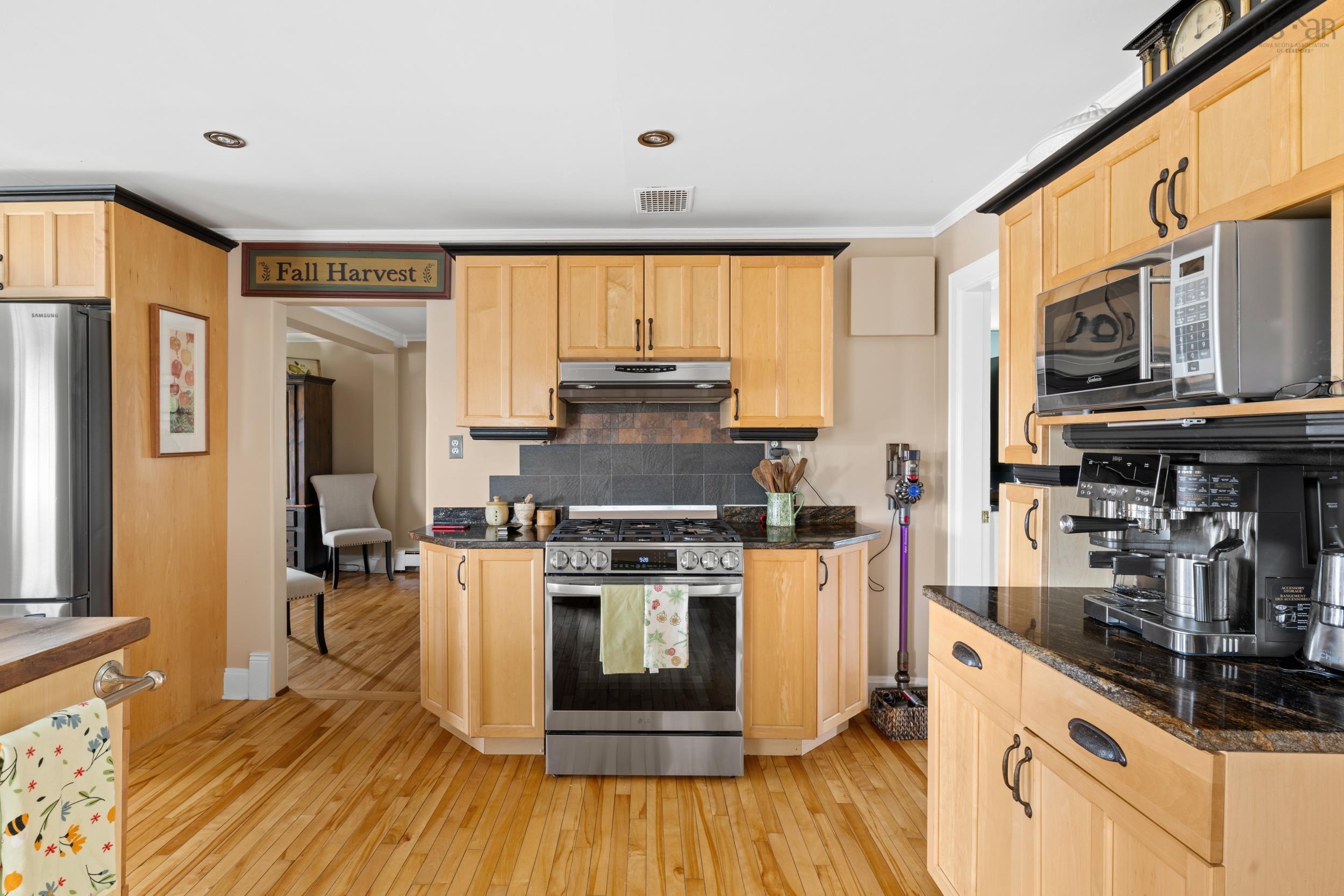 View image 8