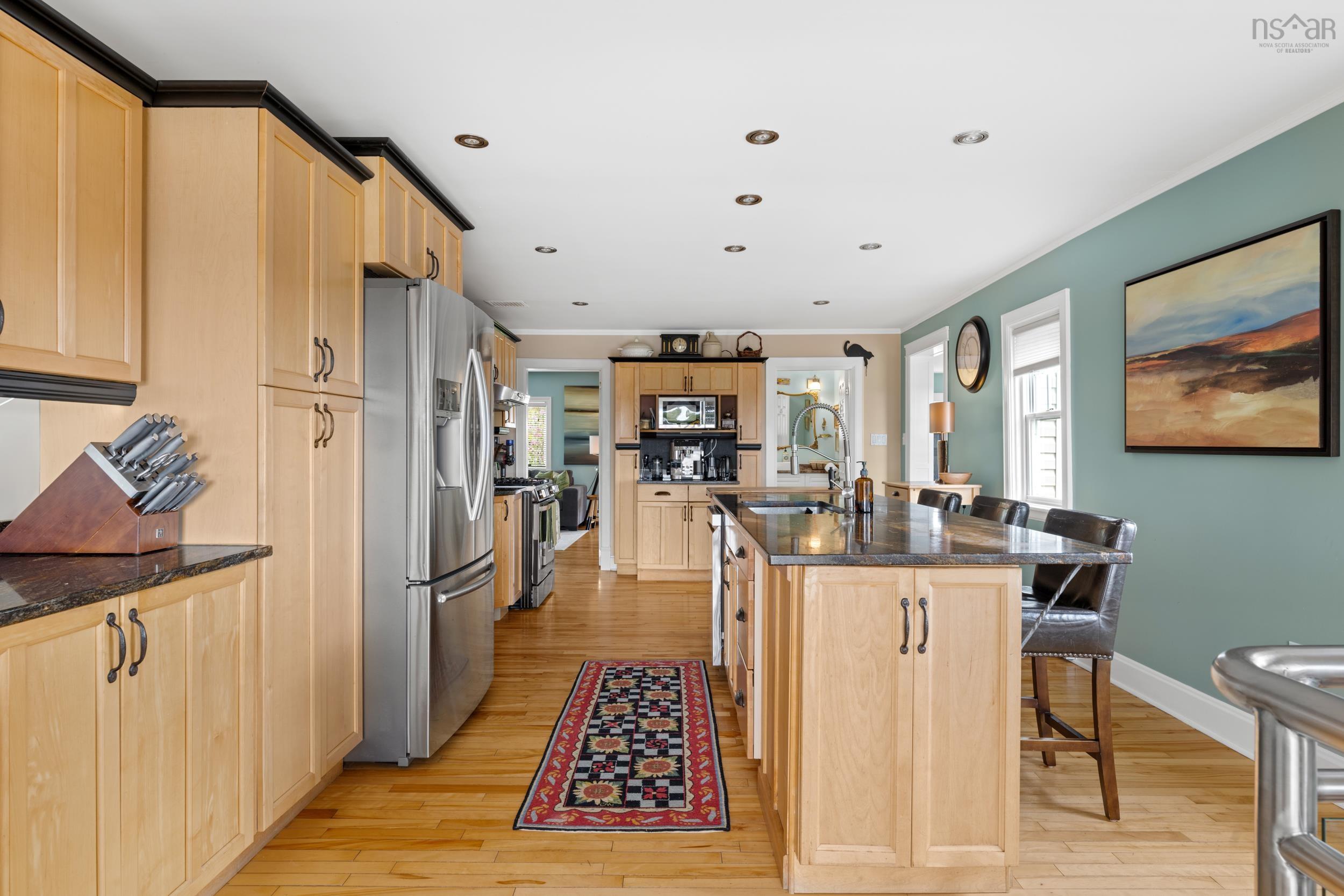 View image 9
