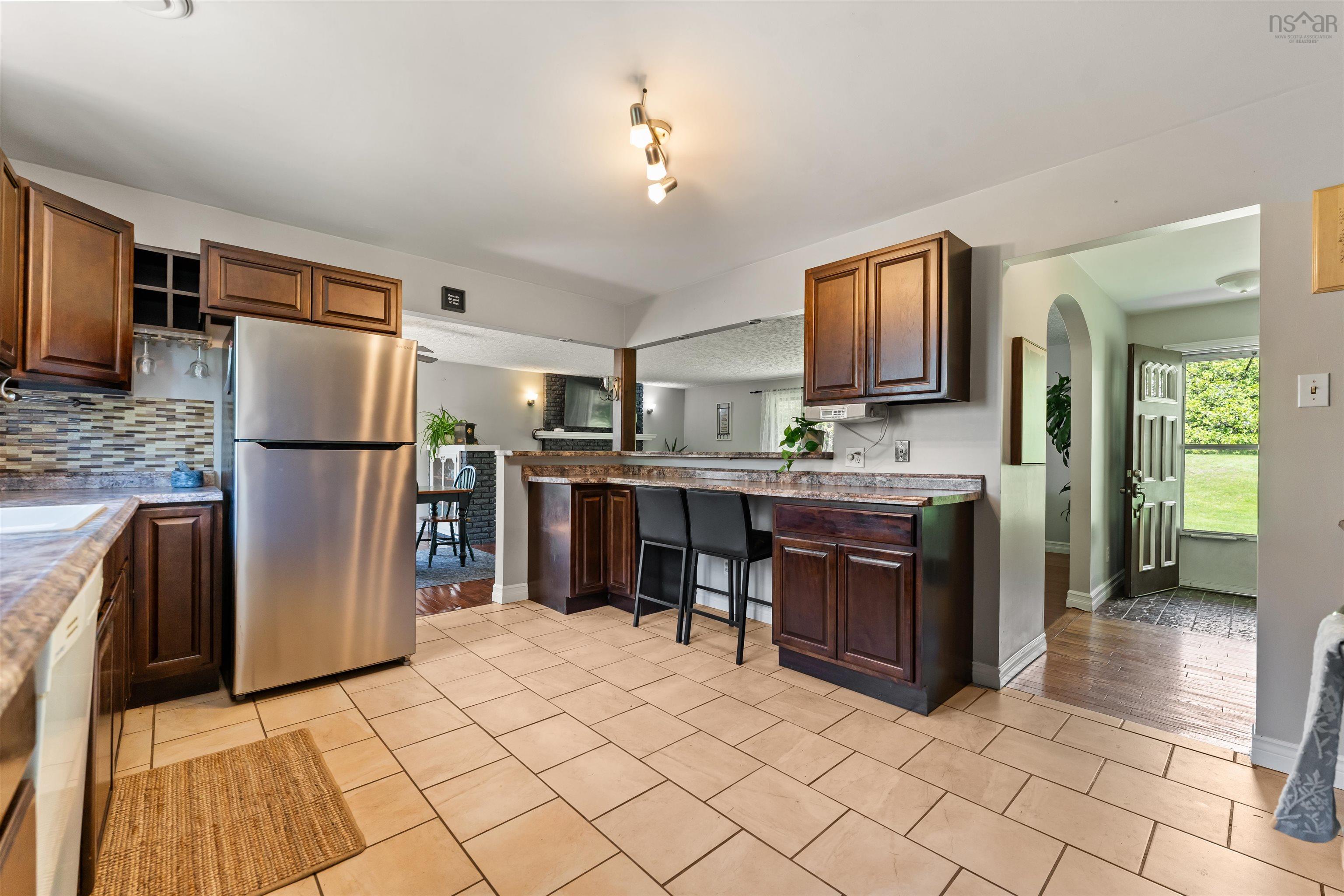 View image 12