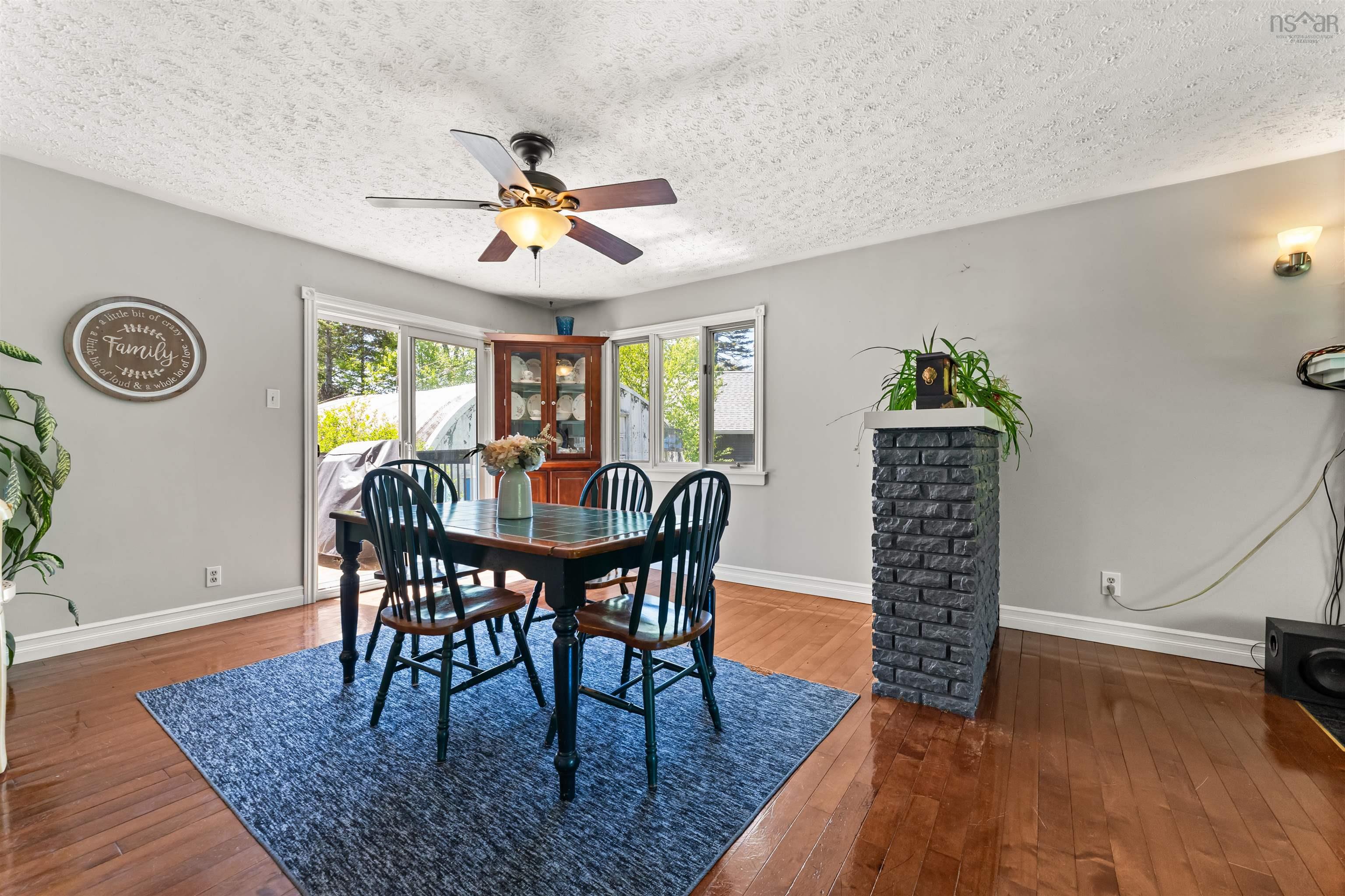 View image 17