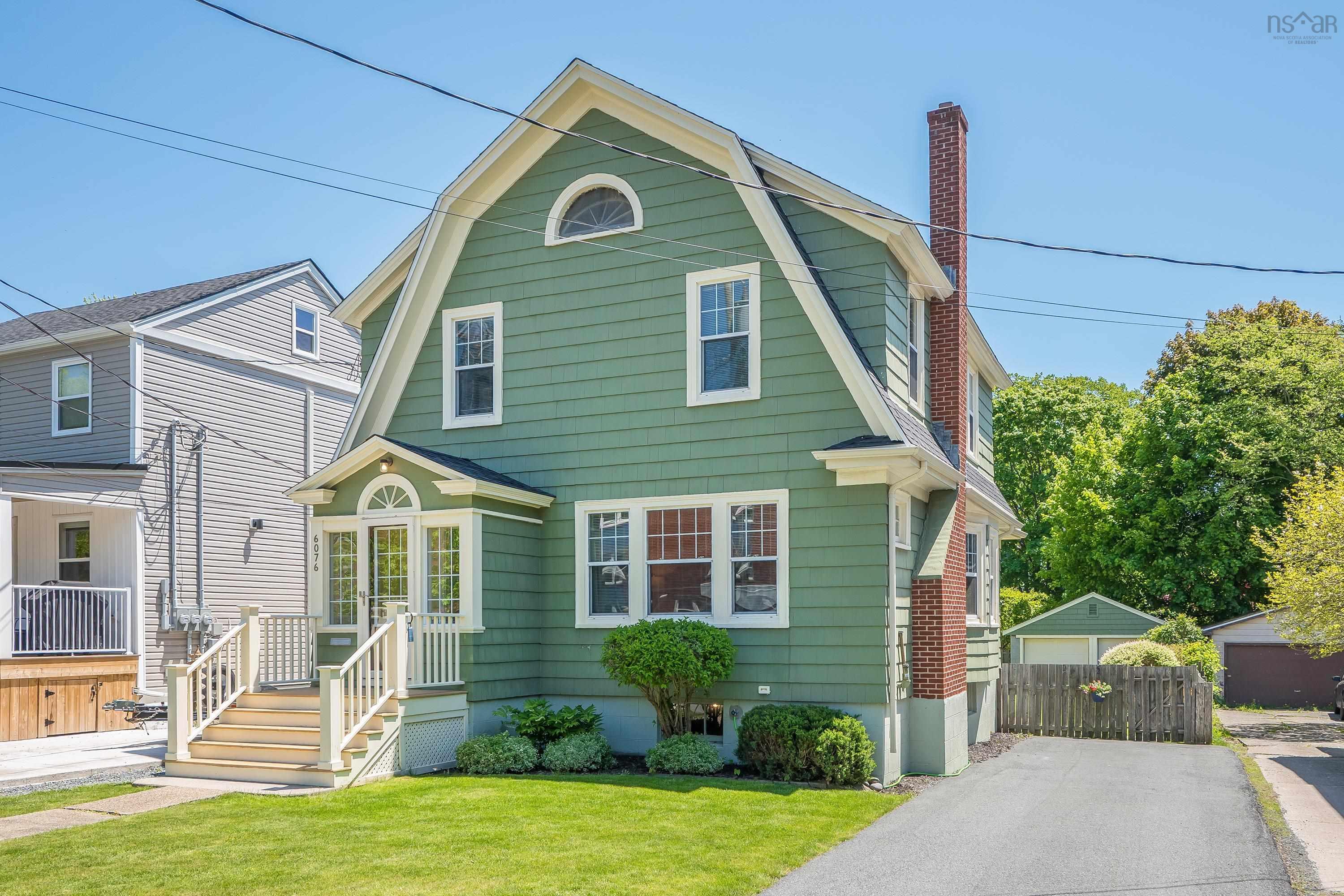 Thumbnail image for 6076 Shirley Street MLS<sup>®</sup> 202613800