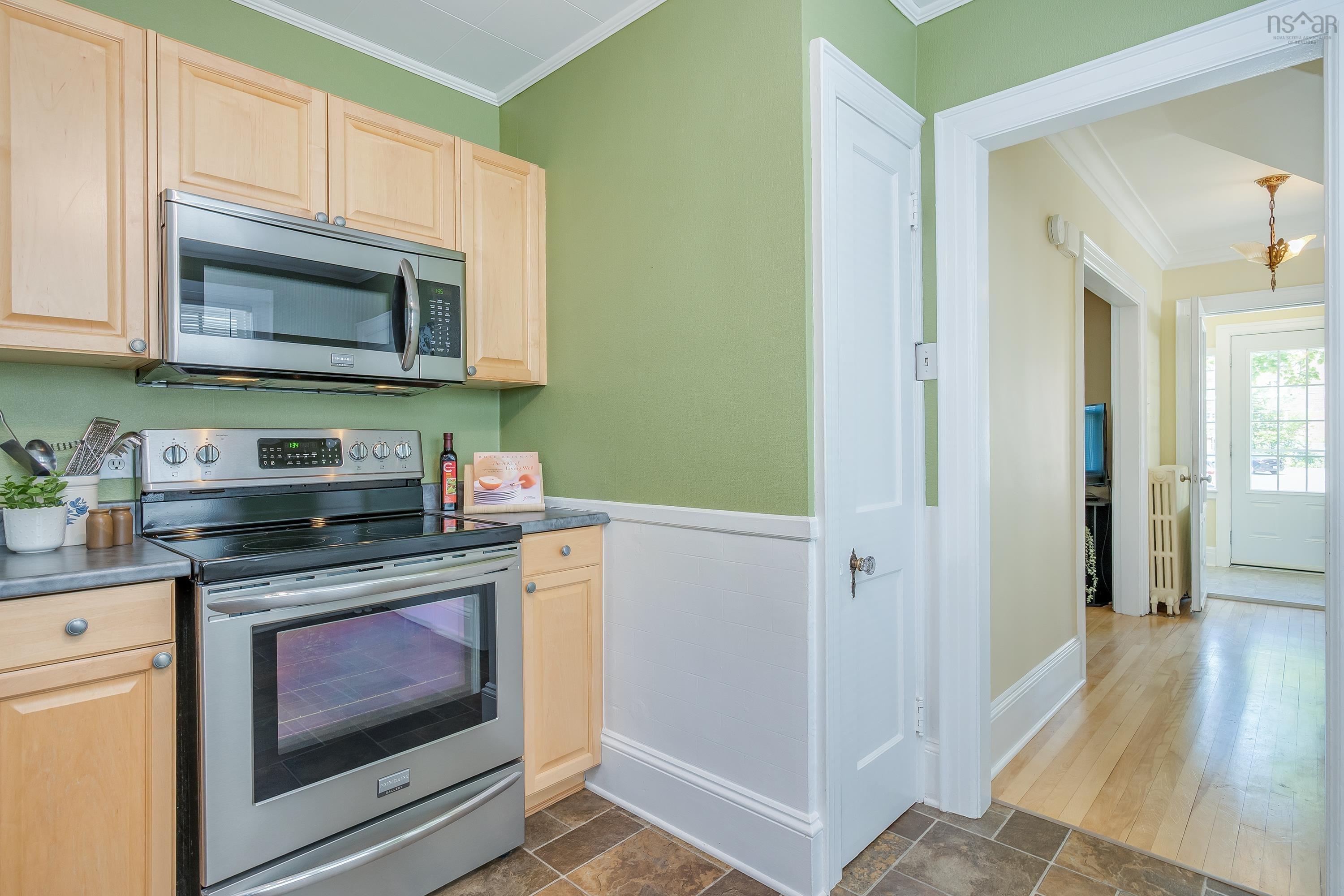 View image 12