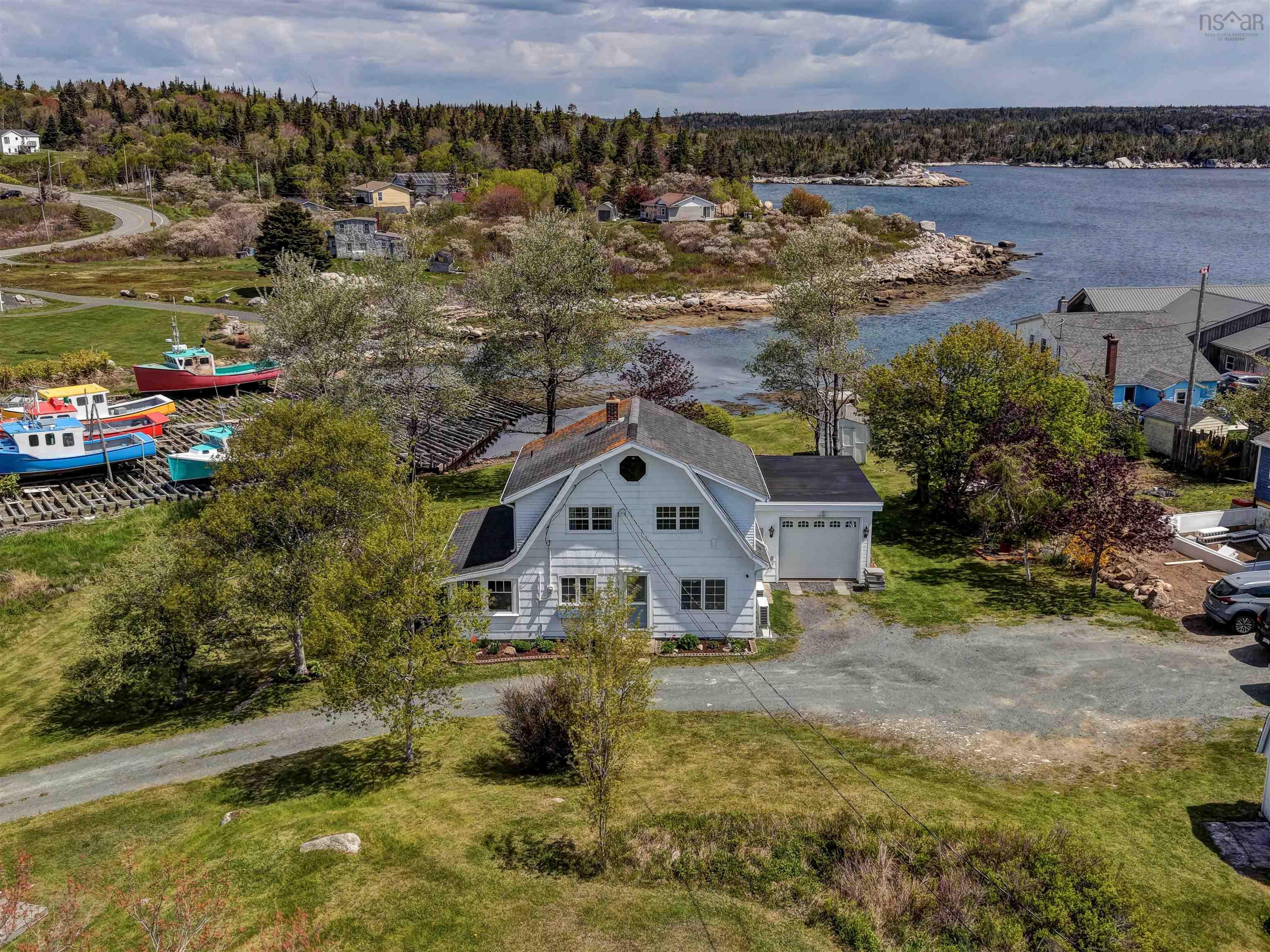 Thumbnail image for 8 Harrie Drive MLS<sup>®</sup> 202613823