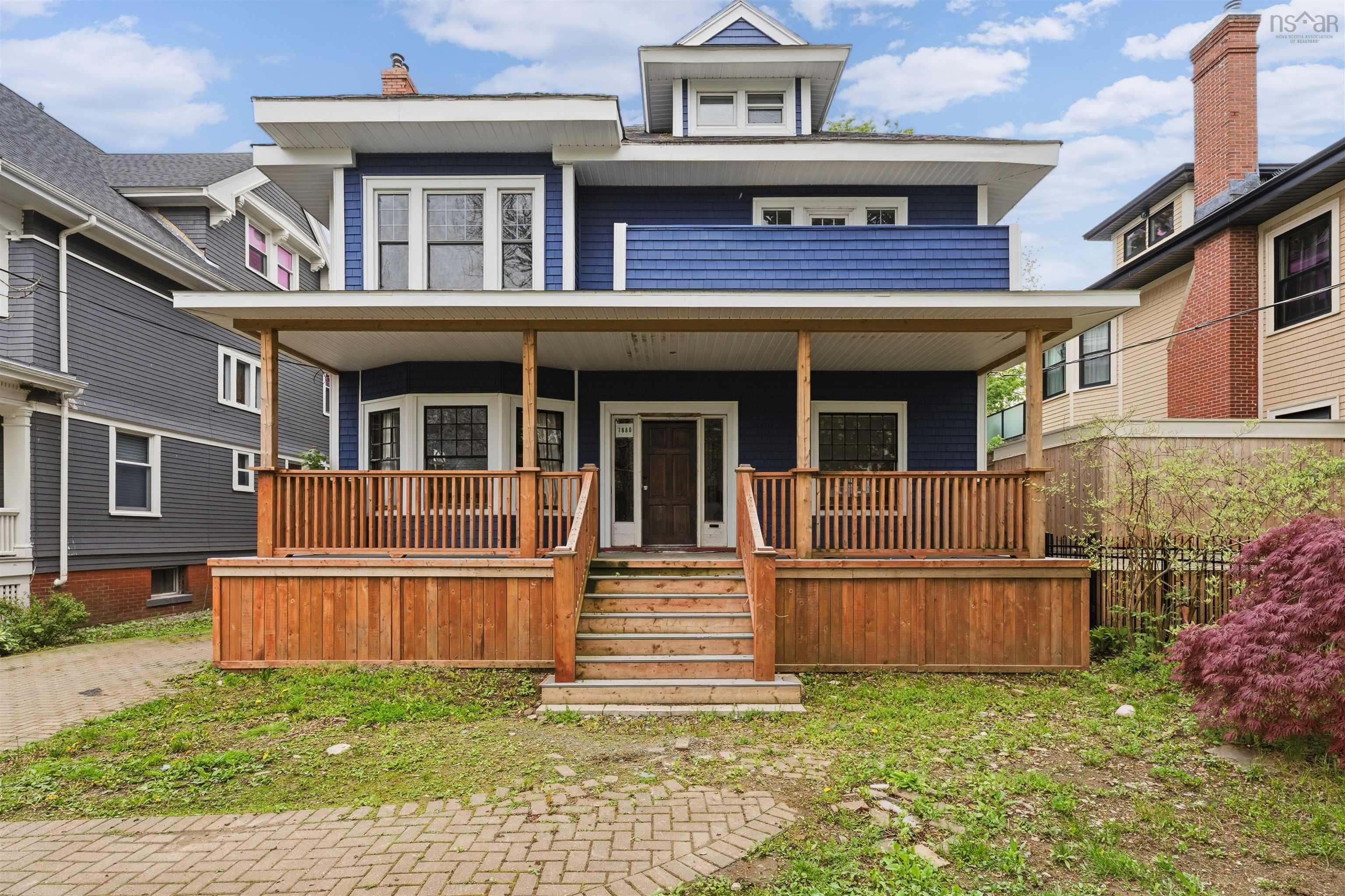 Thumbnail image for 1680 Oxford Street MLS<sup>®</sup> 202613824