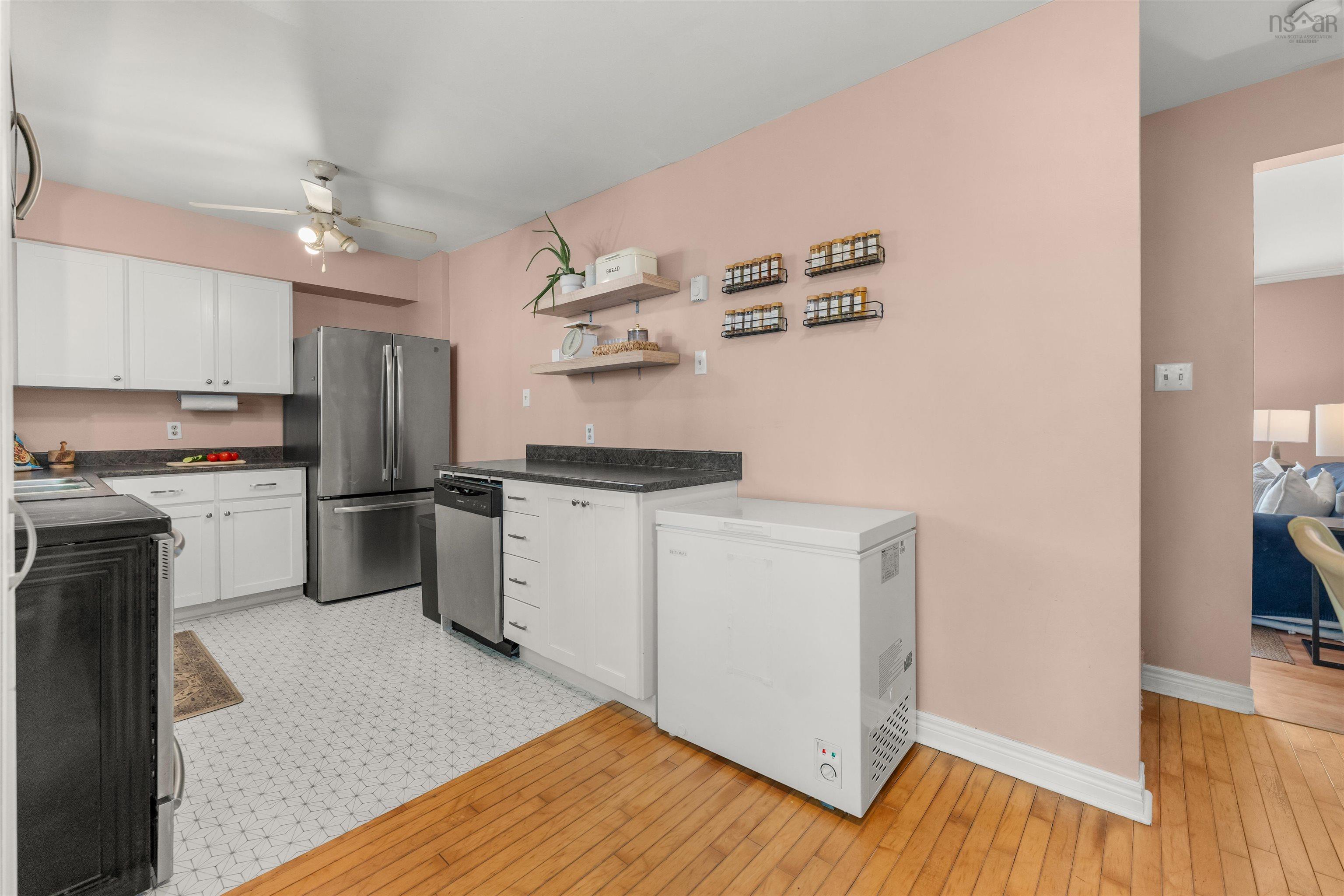View image 12
