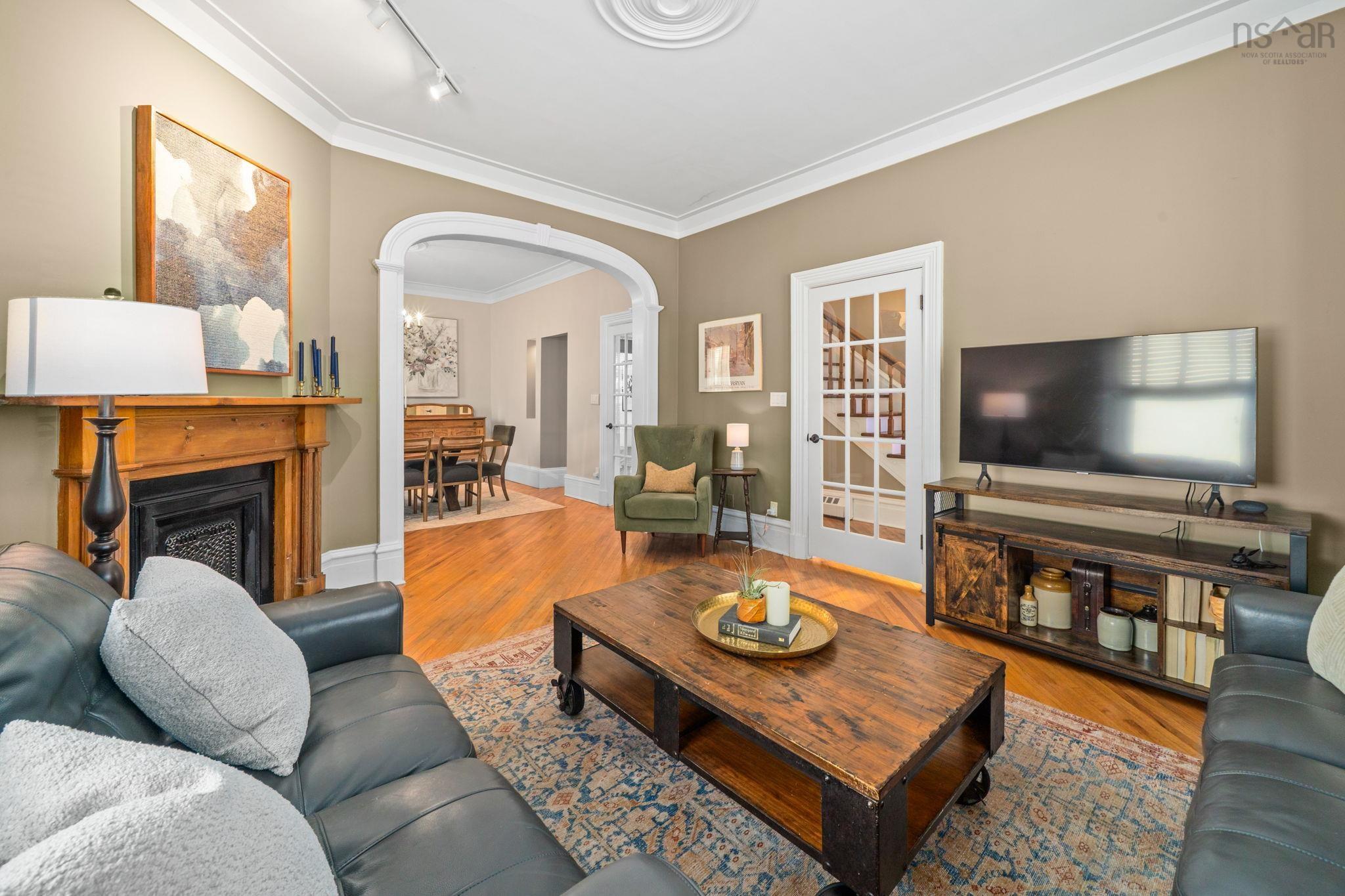 View image 6