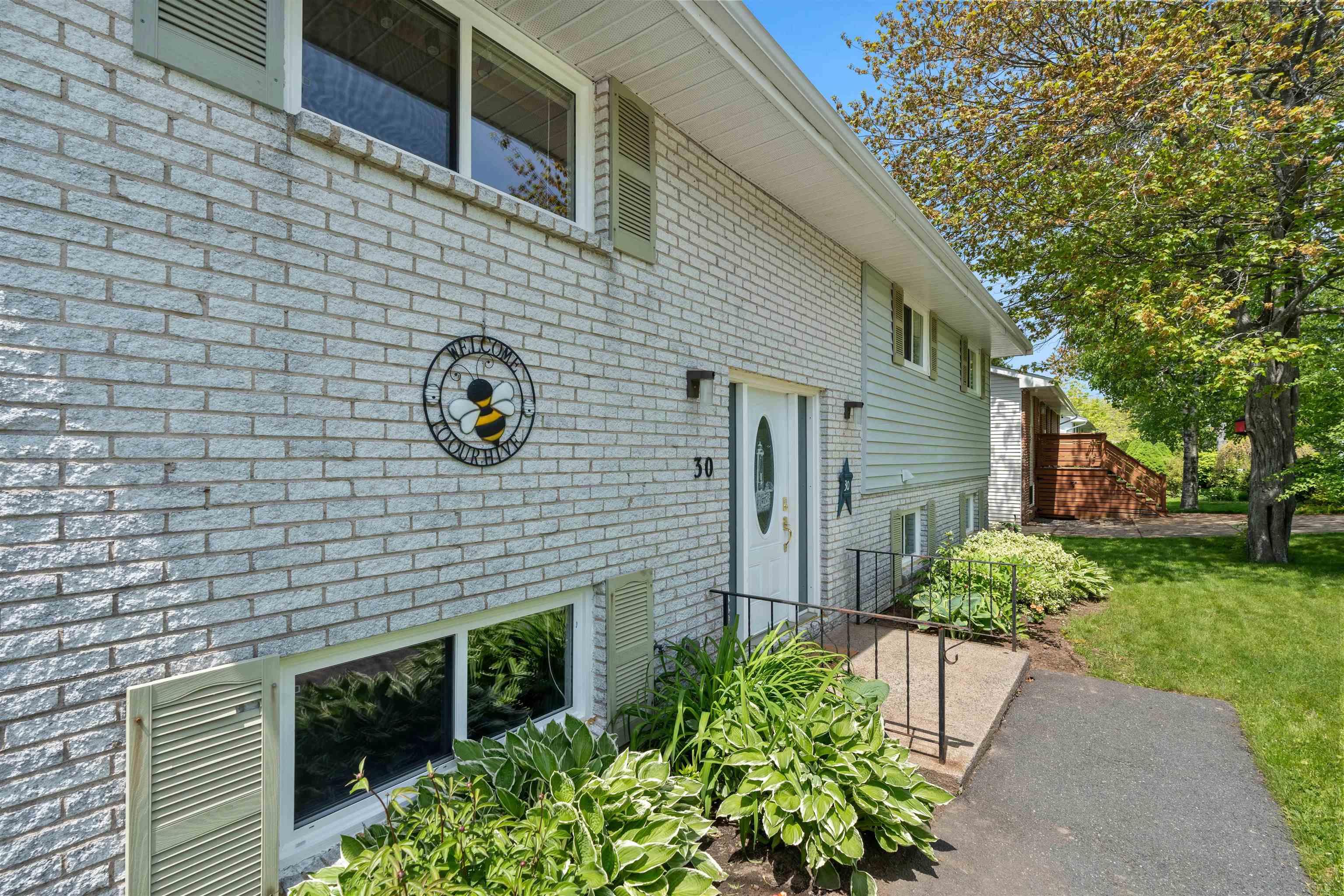 View image 11