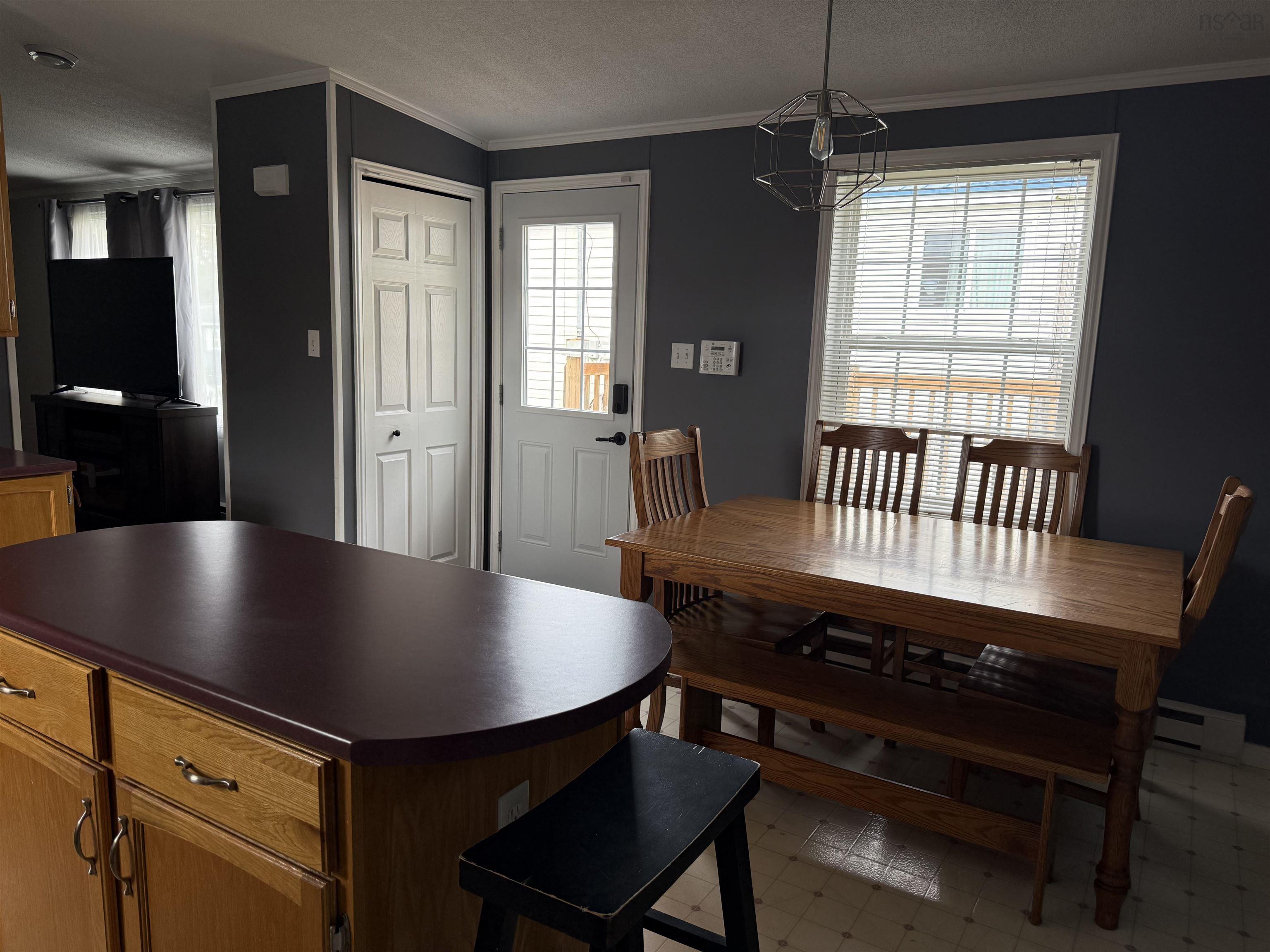 View image 12
