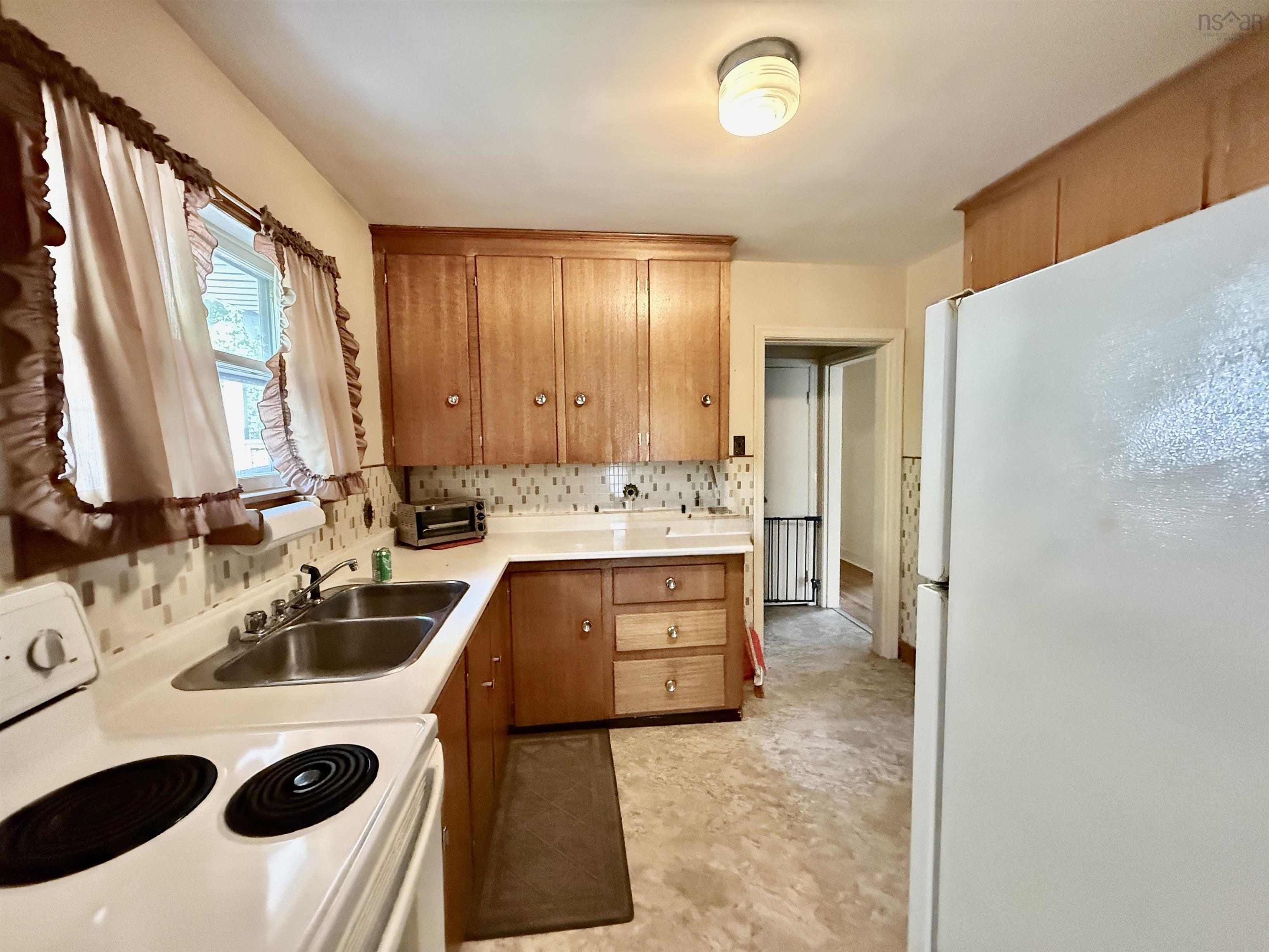 View image 9