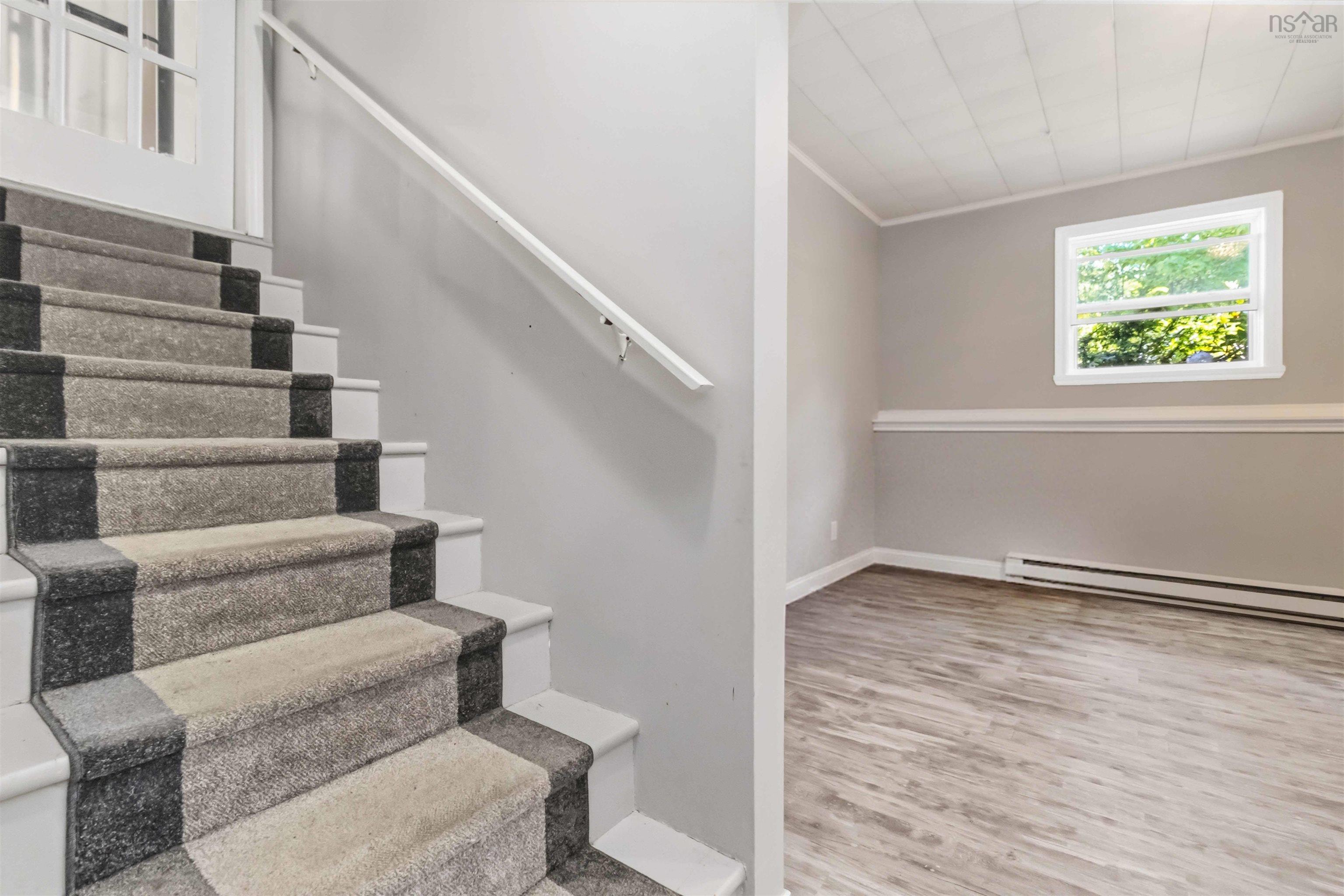 View image 18