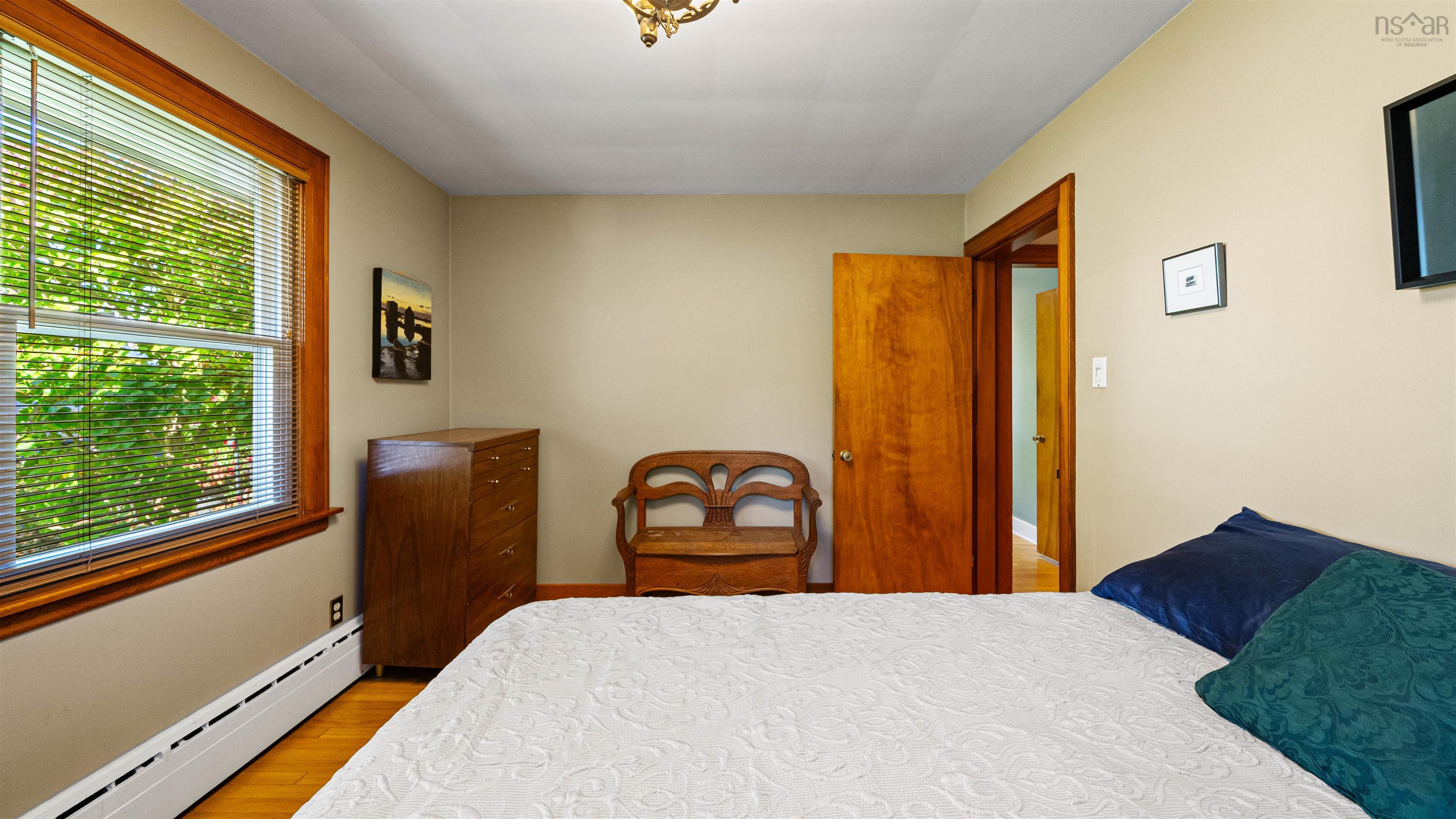 View image 21