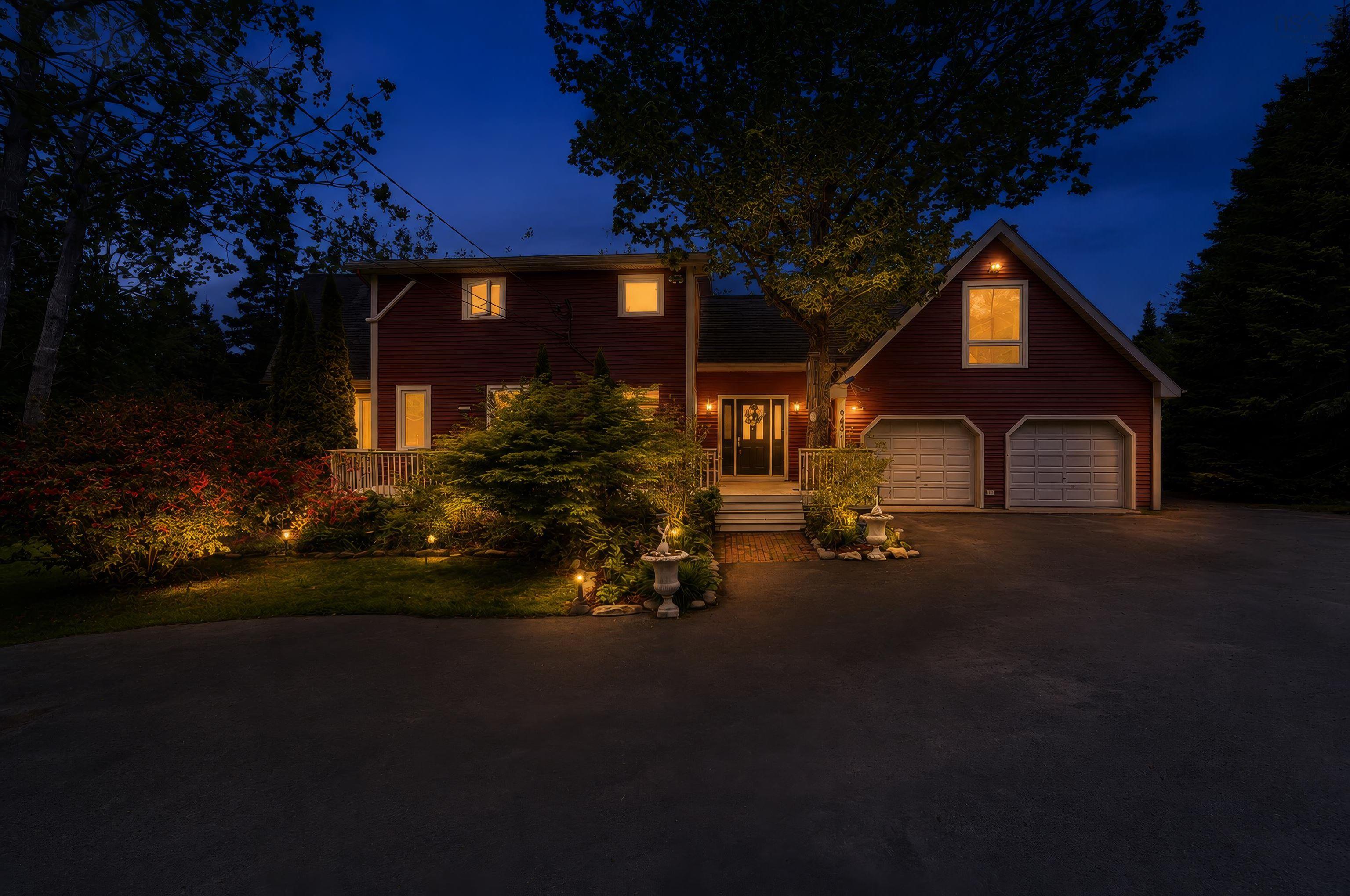 Thumbnail image for 943 West Porters Lake Road MLS<sup>®</sup> 202614079