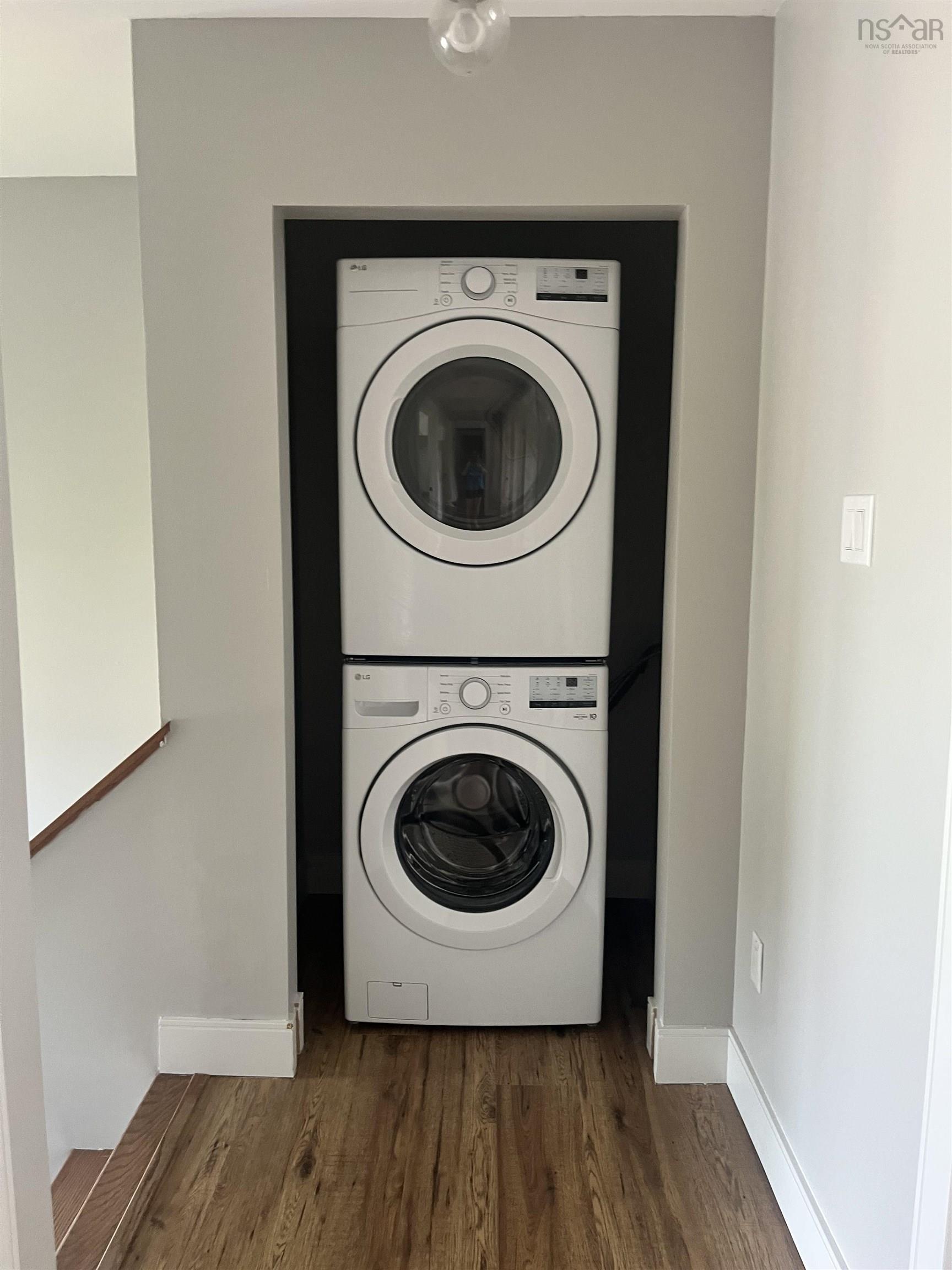 View image 10