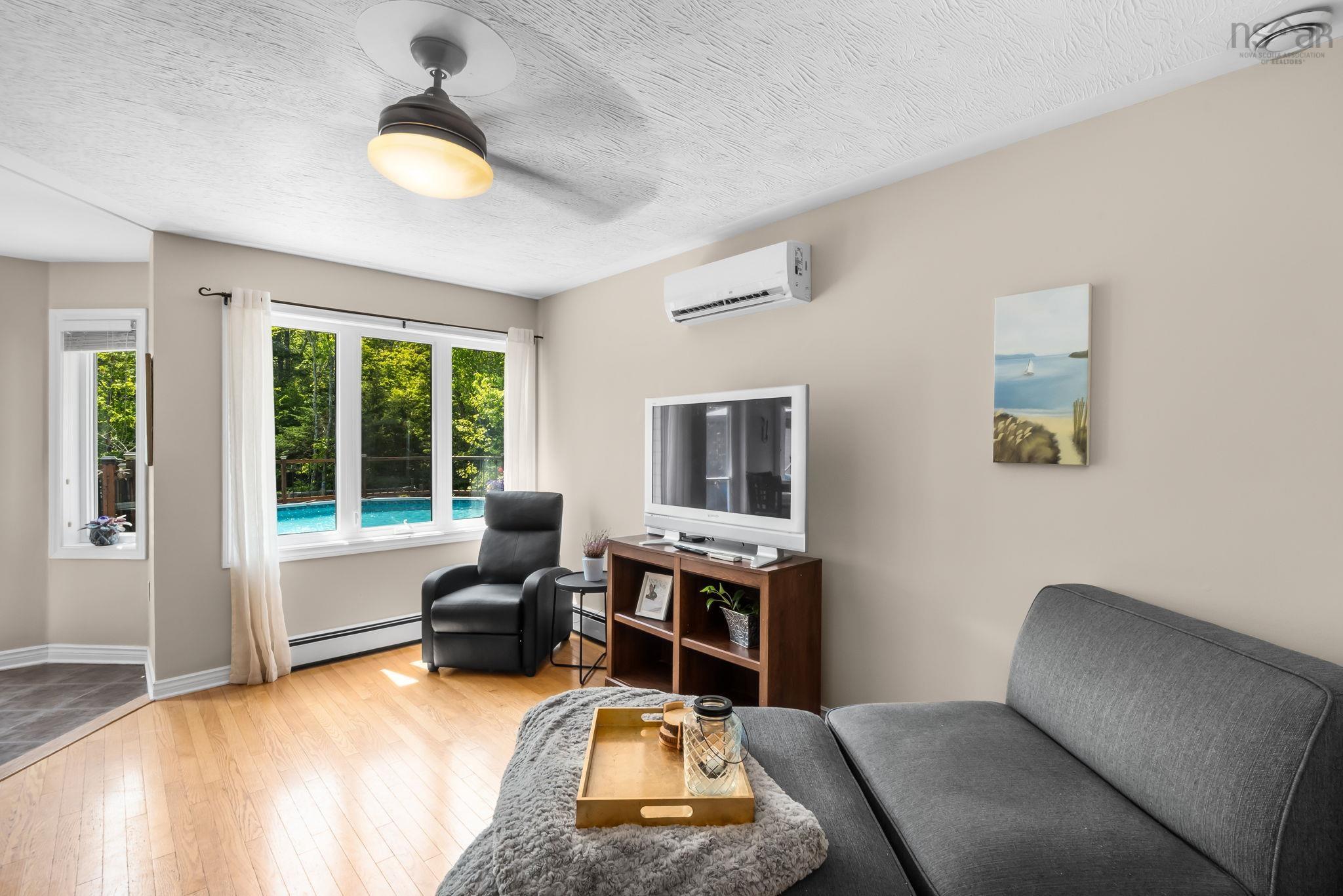 View image 11