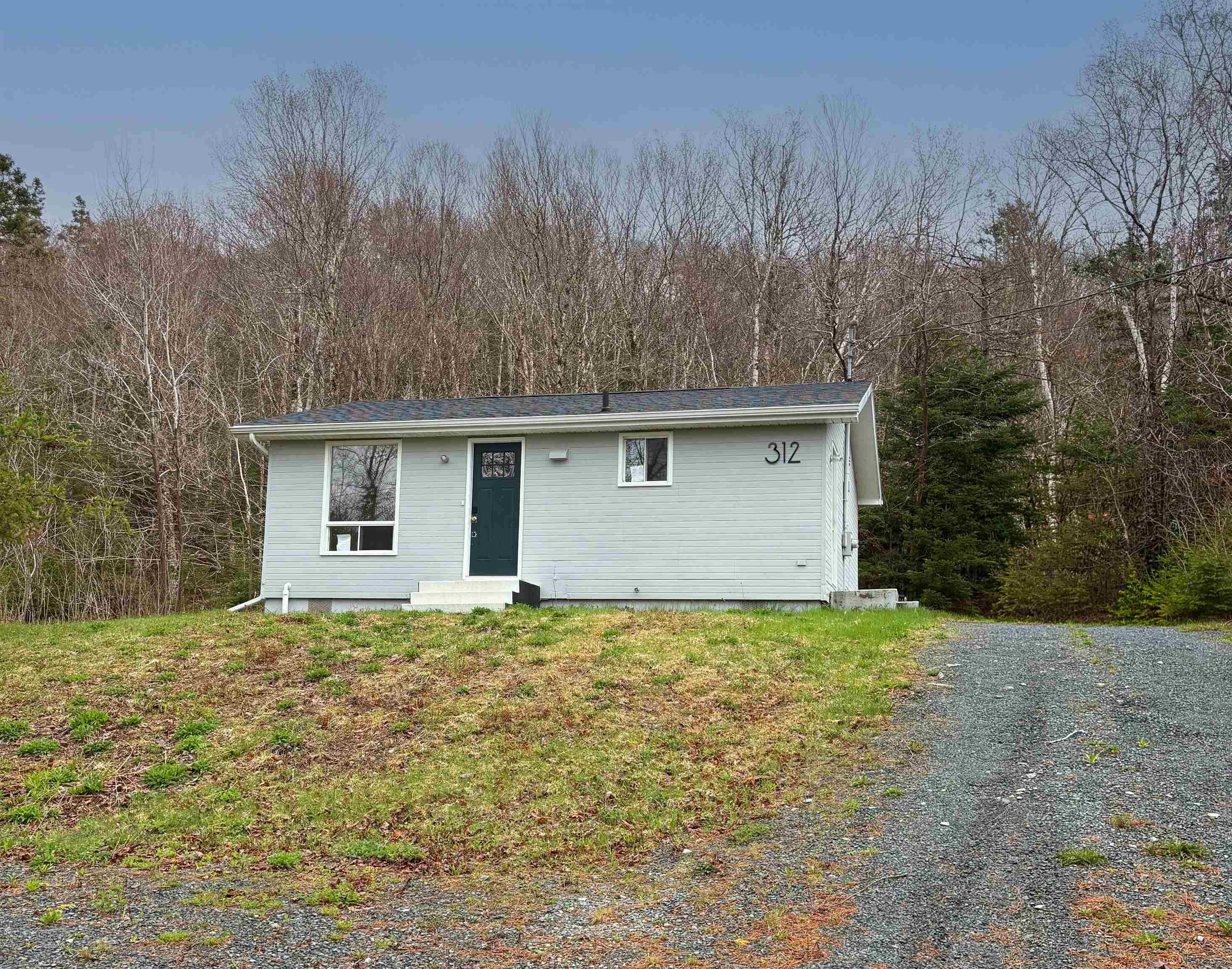 Thumbnail image for 312 East River Road MLS<sup>®</sup> 202614146