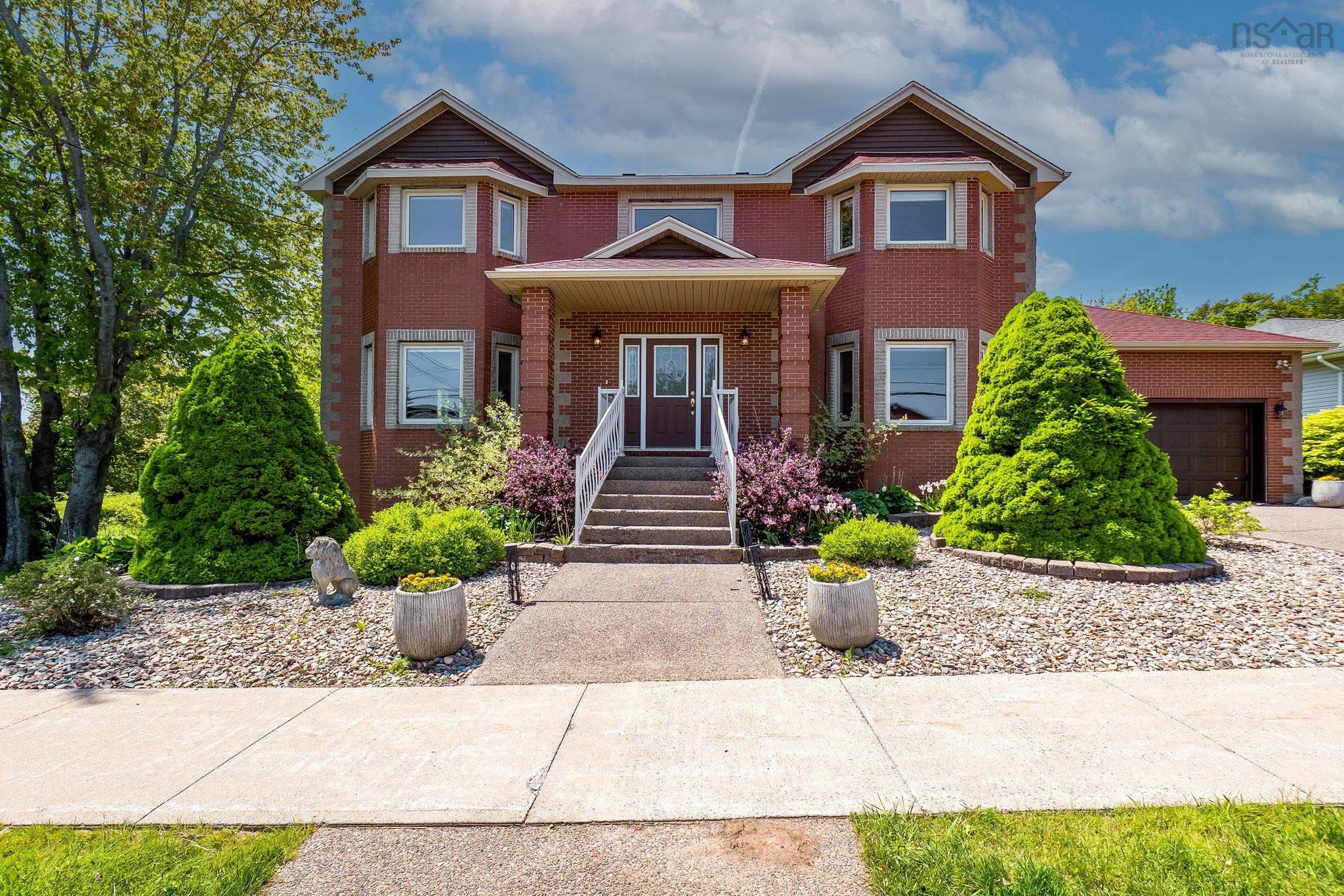 Thumbnail image for 31 Lancaster Drive MLS<sup>®</sup> 202614147