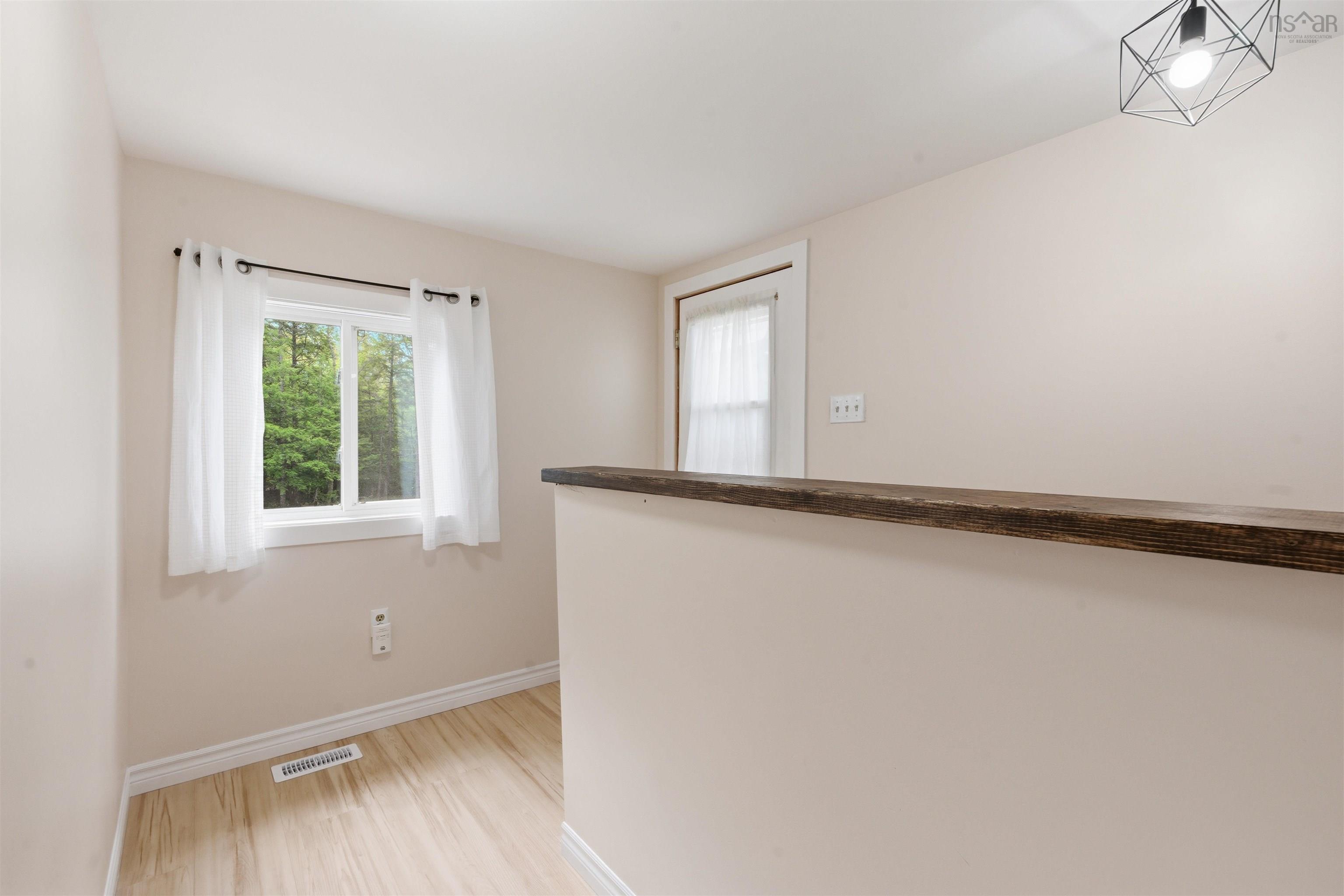 View image 18