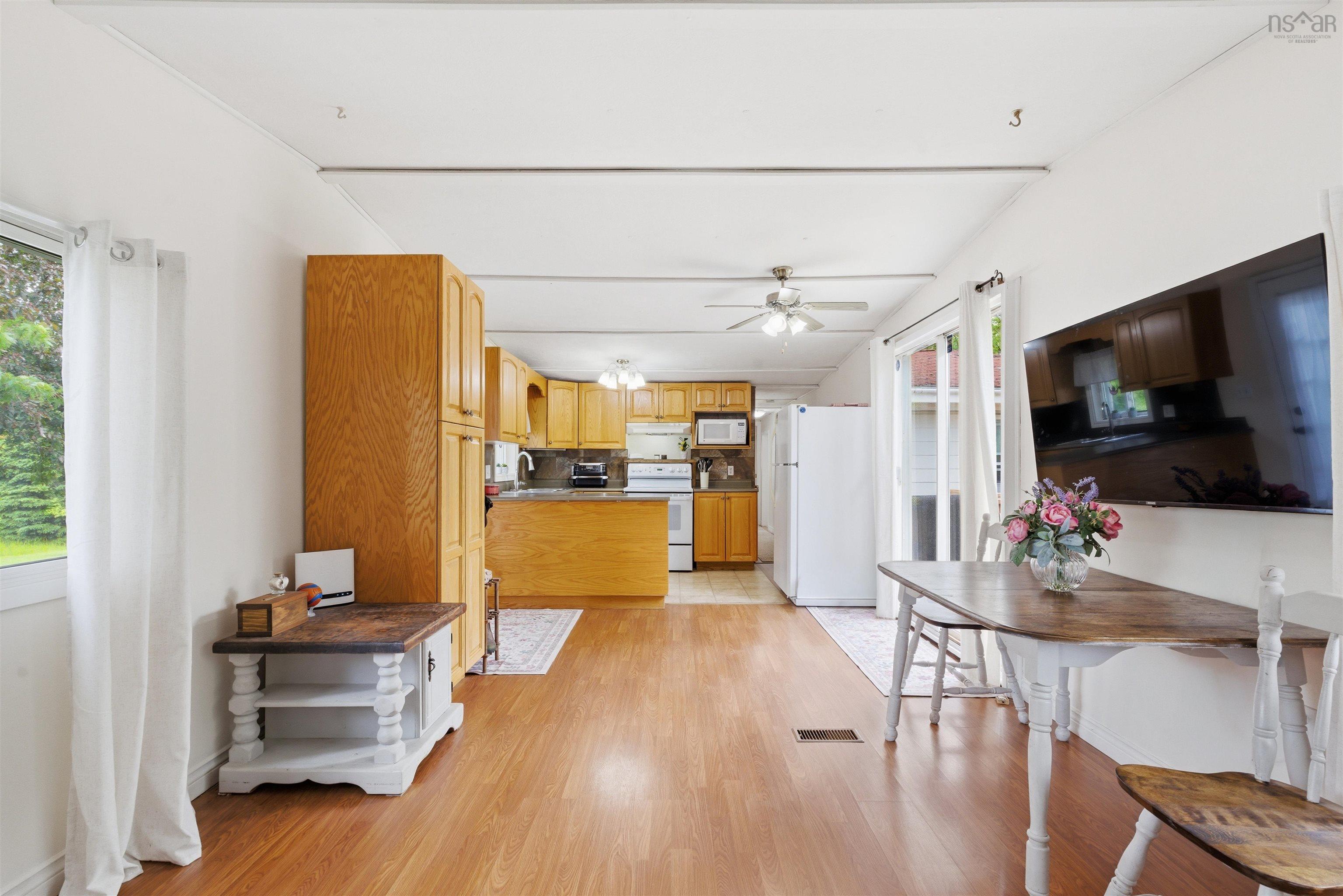 View image 9