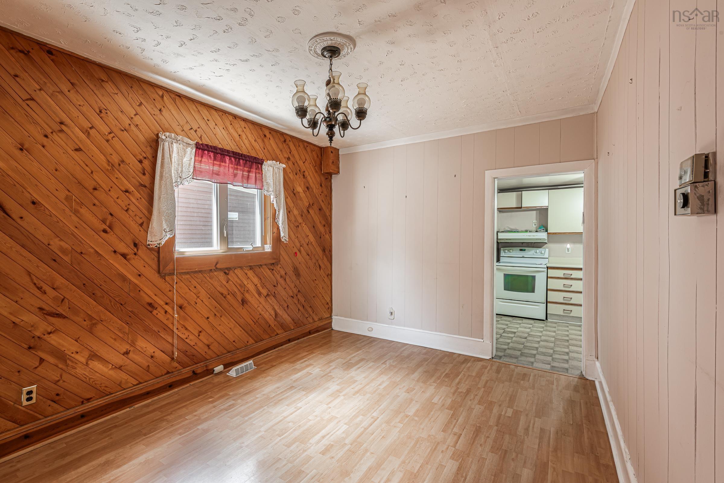 View image 8