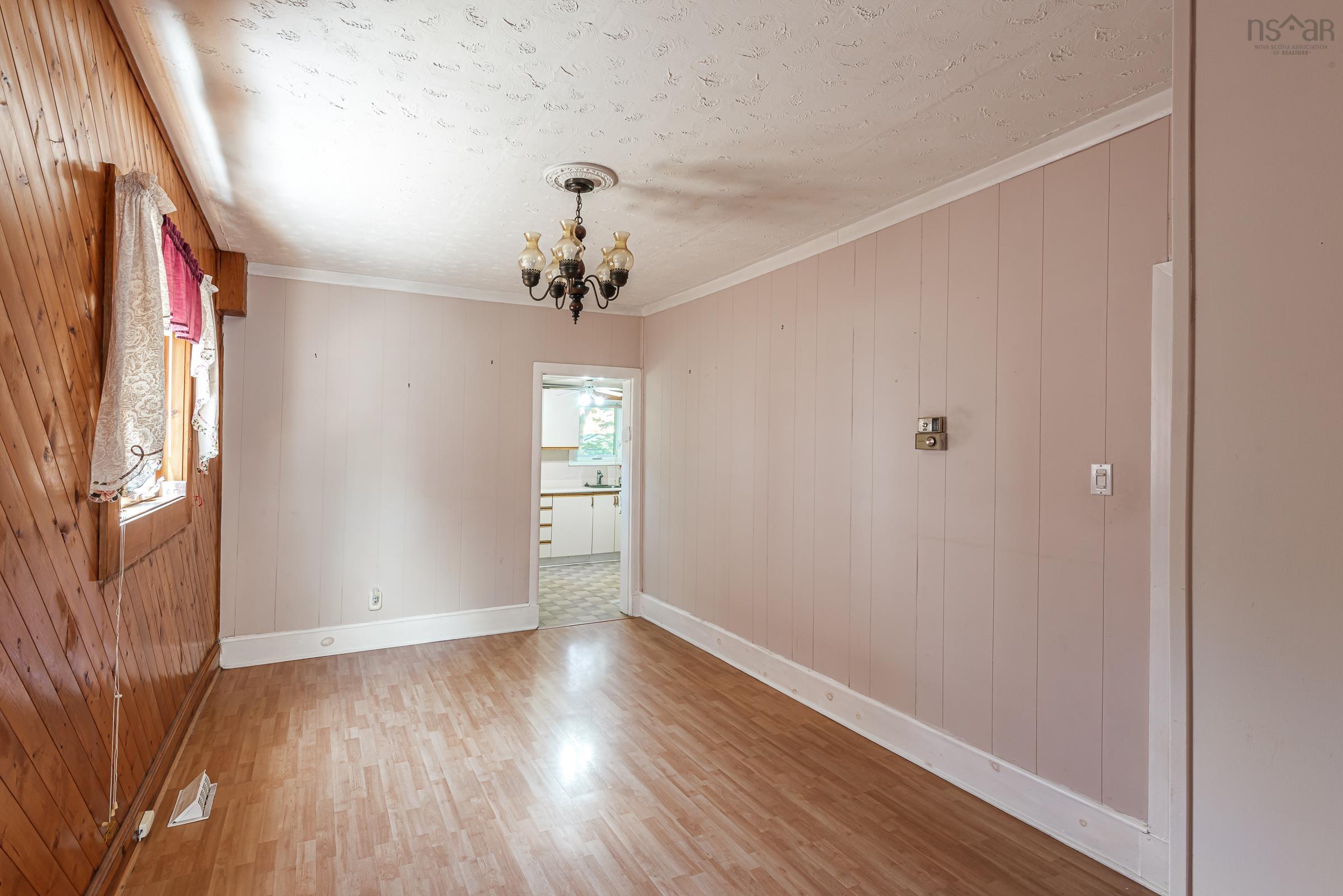 View image 9