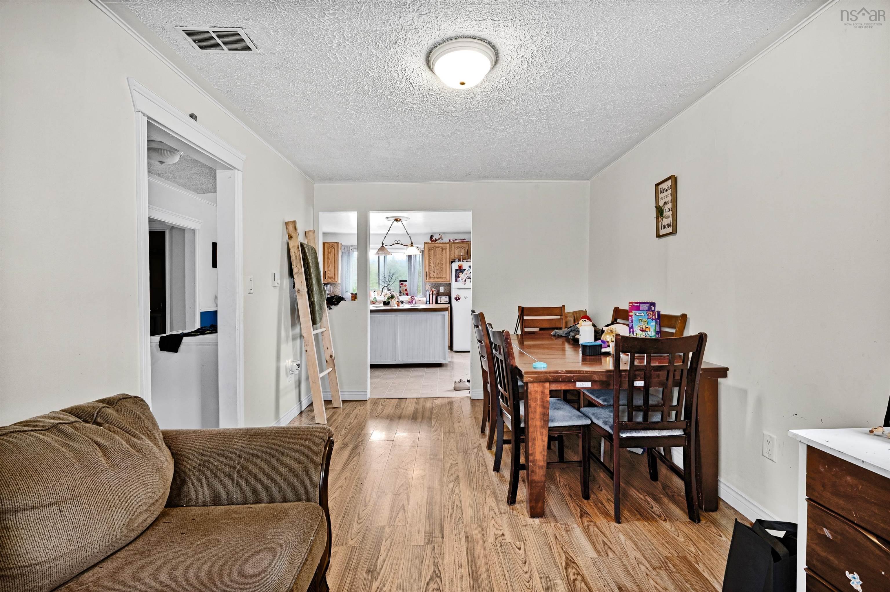 View image 16