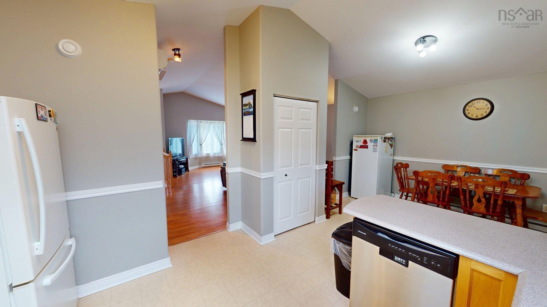 View image 9