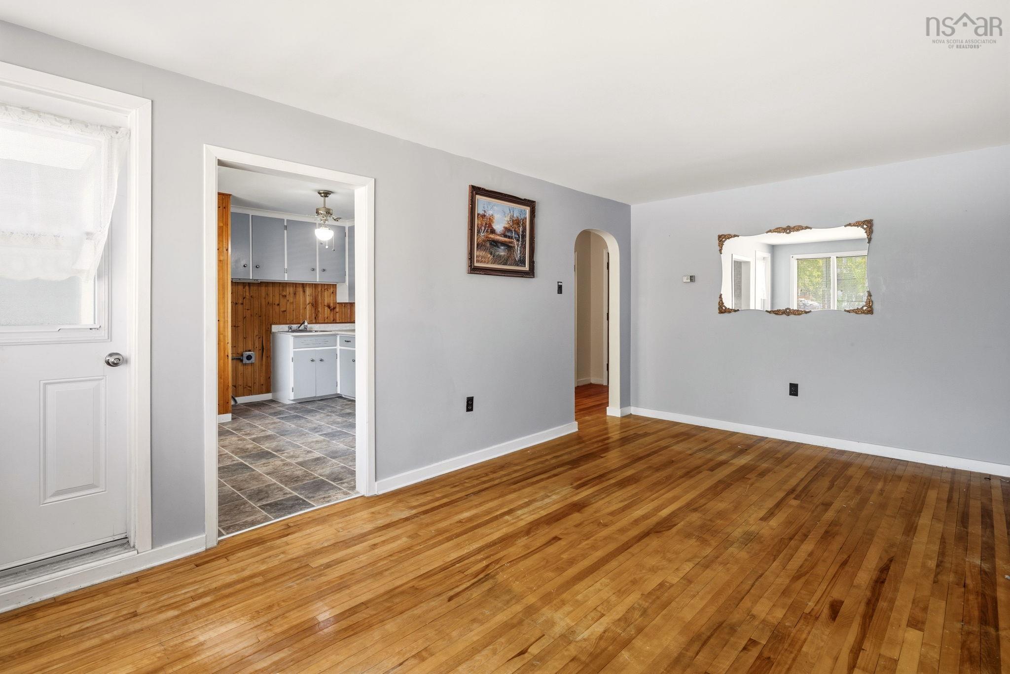 View image 9