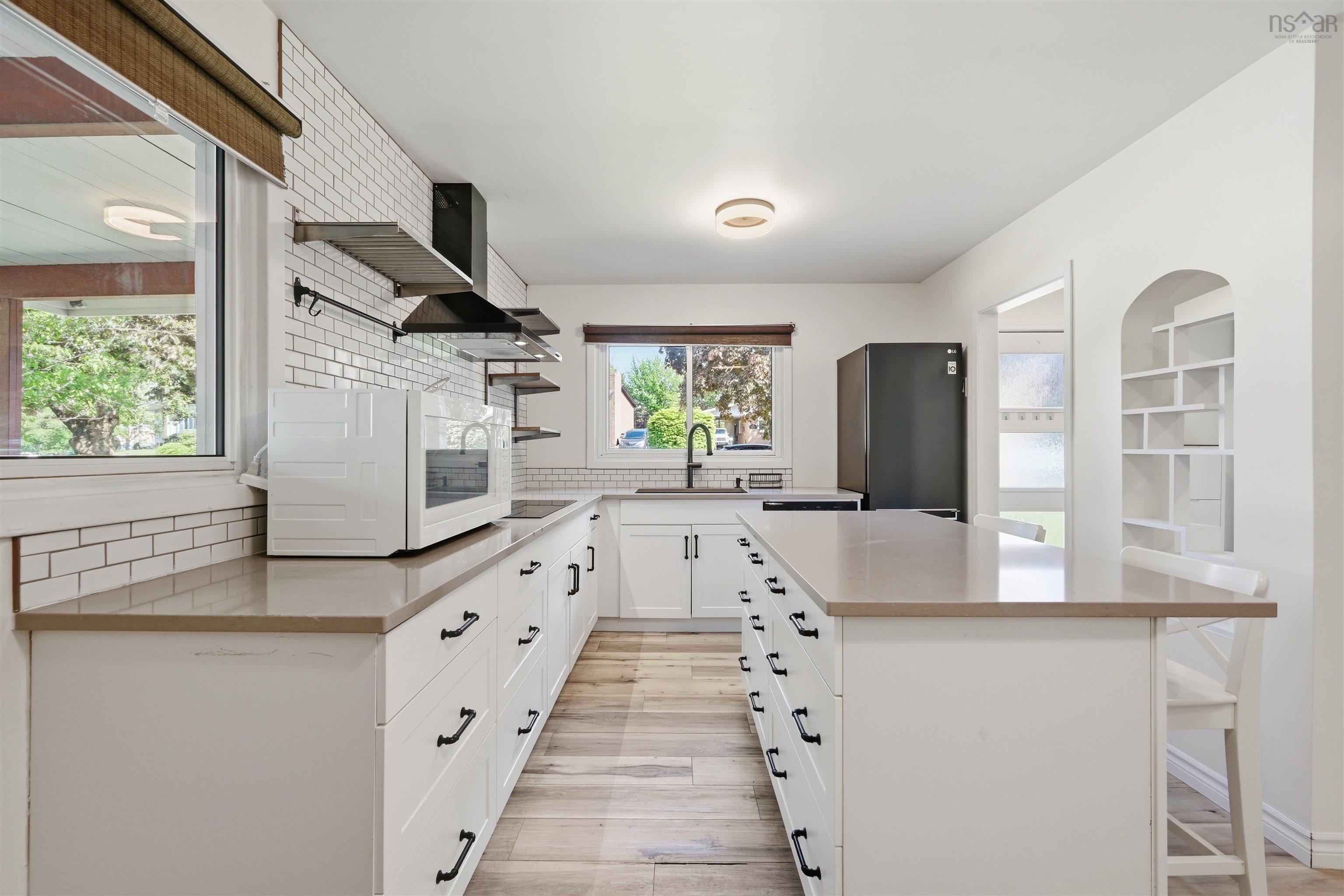 View image 9