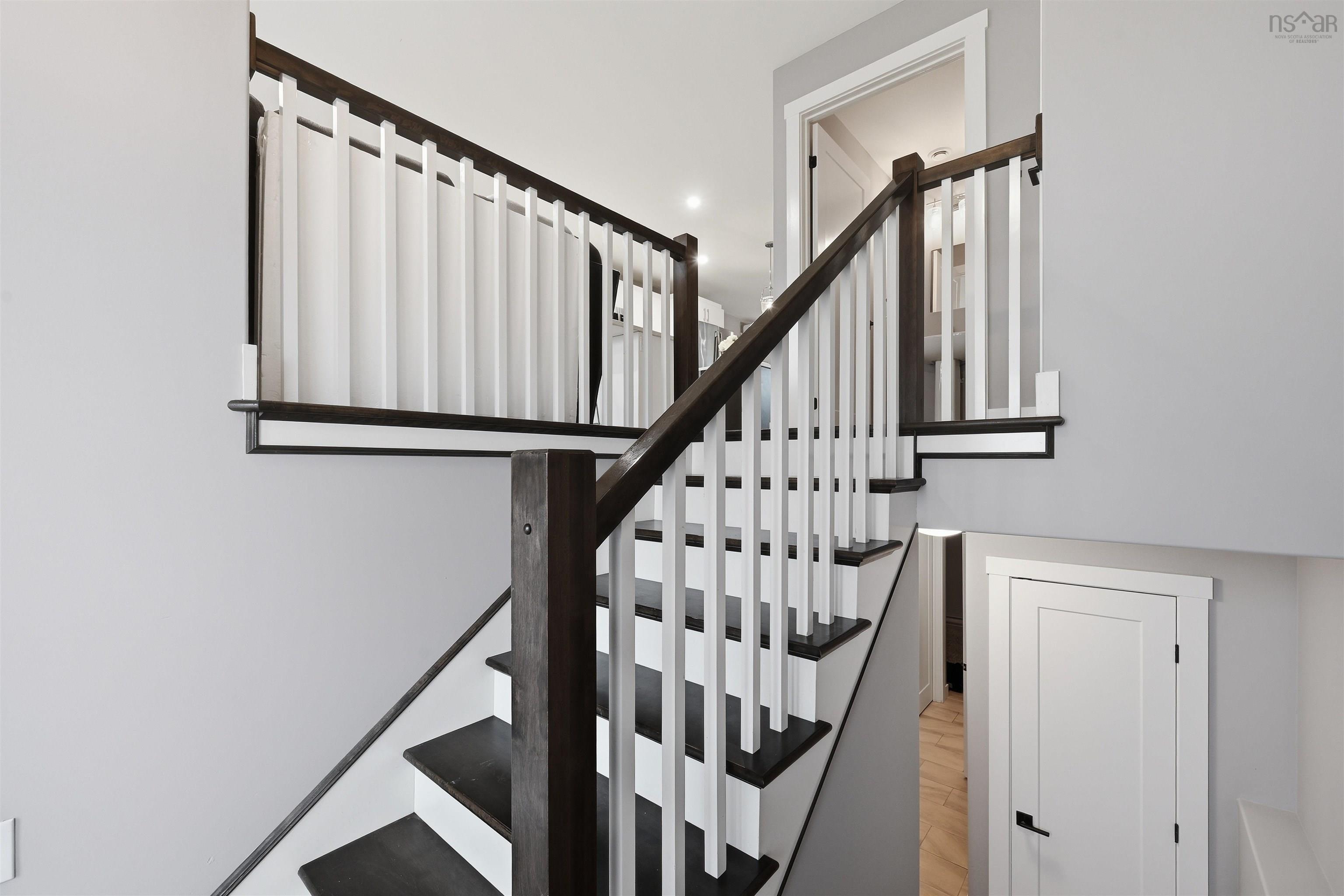View image 4