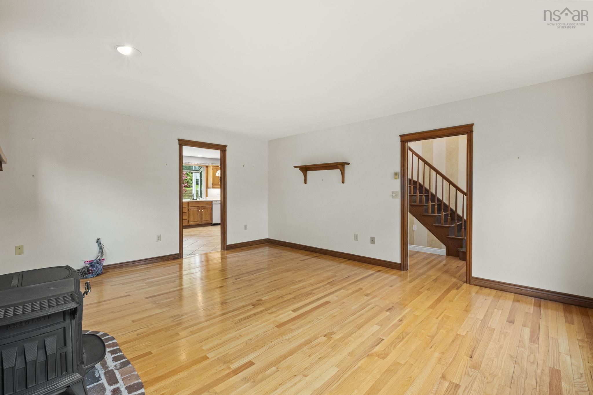 View image 12