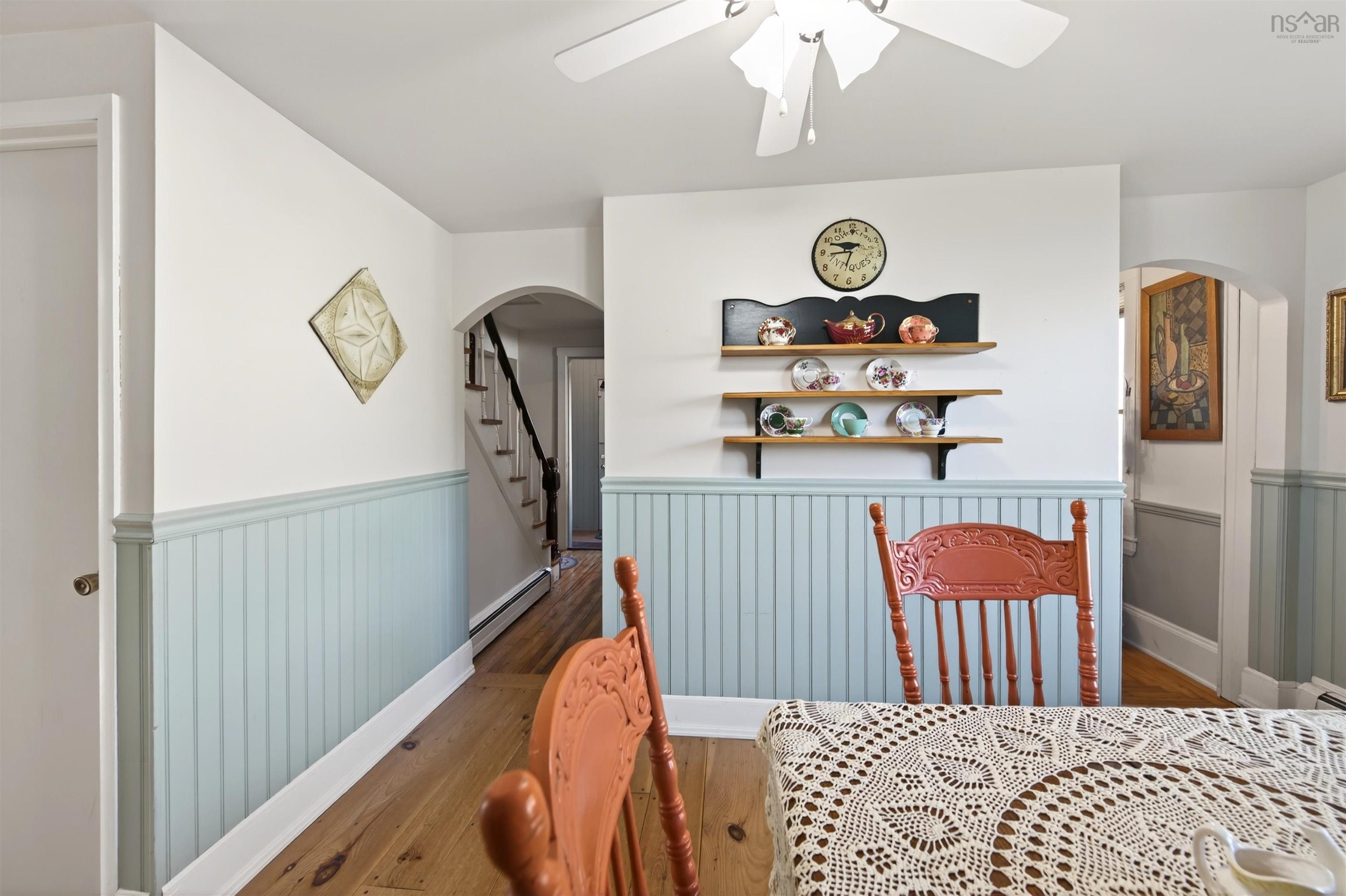 View image 18