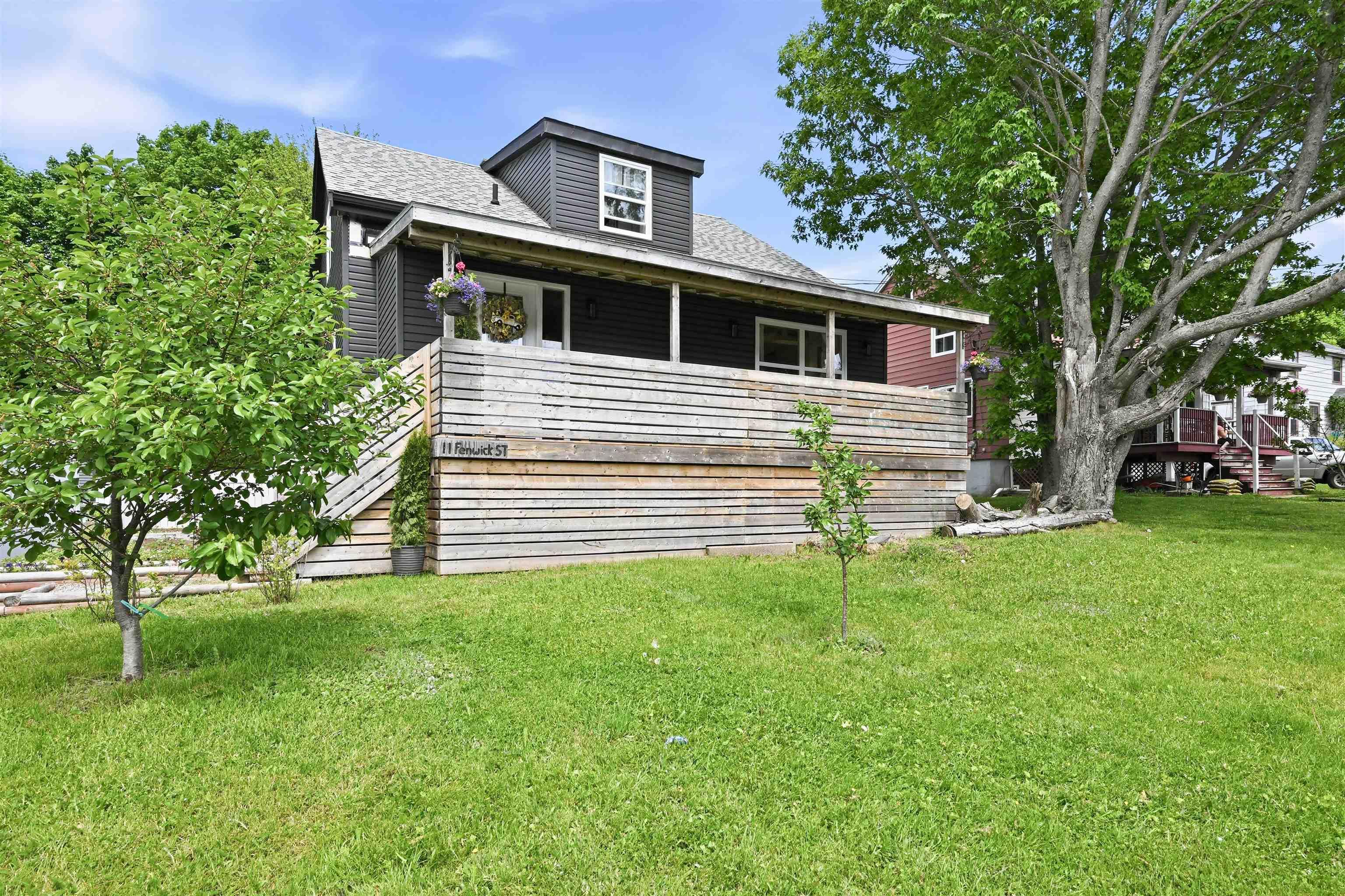 Thumbnail image for 11 Fenwick Street MLS<sup>®</sup> 202614245