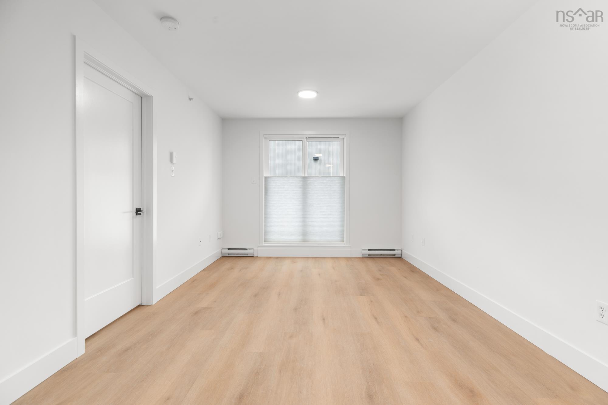 View image 10